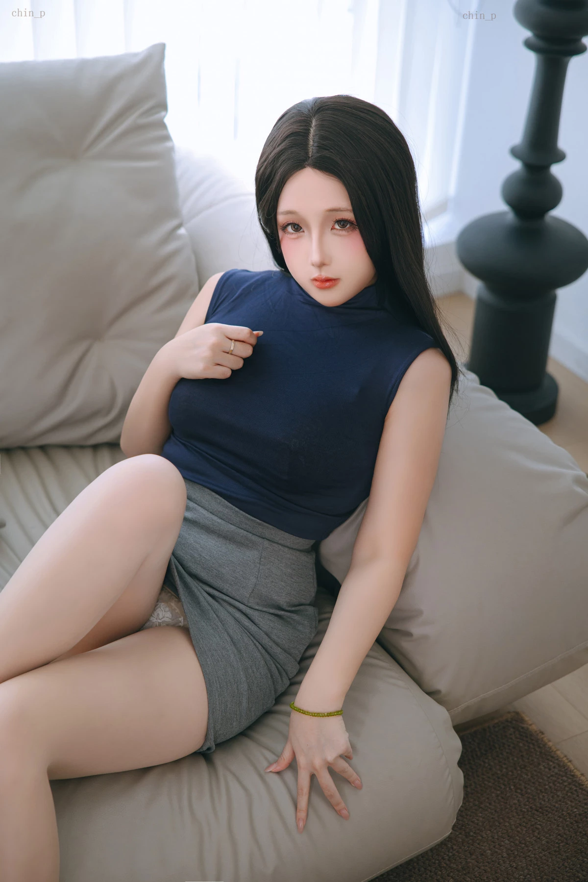 Xgyw.Org_Cosplay美女日奈娇嫂子主题性感黑色带子情趣服饰+白色内衣秀丰腴身材撩人诱惑写真179P