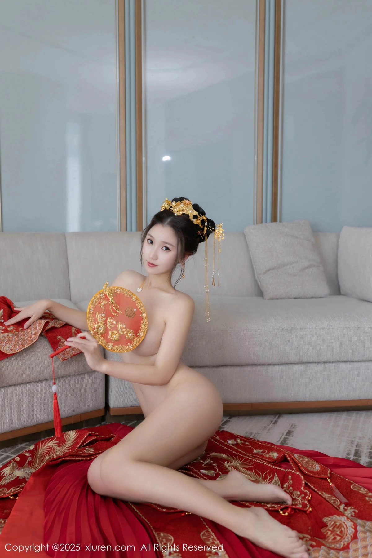 Xgyw.Org_XiuRen第9811期_模特杏子Yada性感新娘装红色情趣内衣配超薄肉丝秀美腿诱惑写真84P