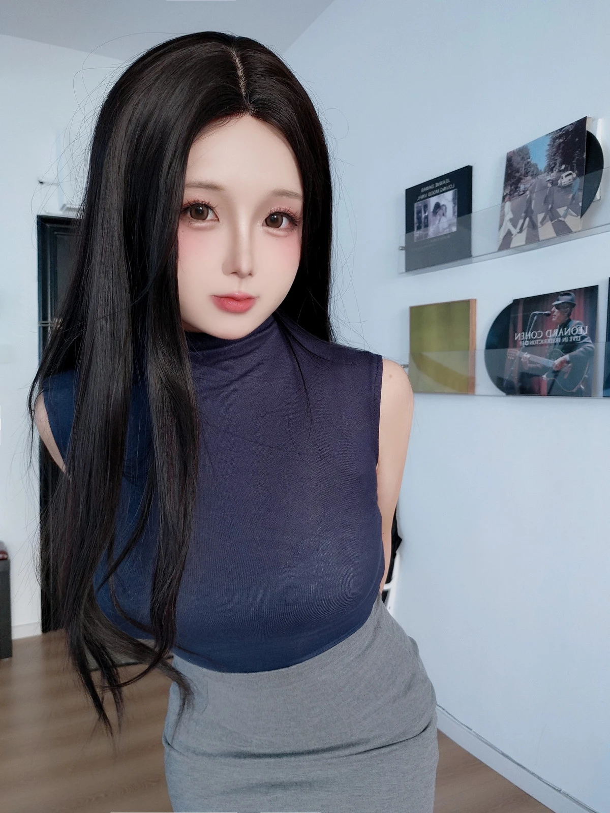 Xgyw.Org_Cosplay美女日奈娇嫂子主题性感黑色带子情趣服饰+白色内衣秀丰腴身材撩人诱惑写真179P