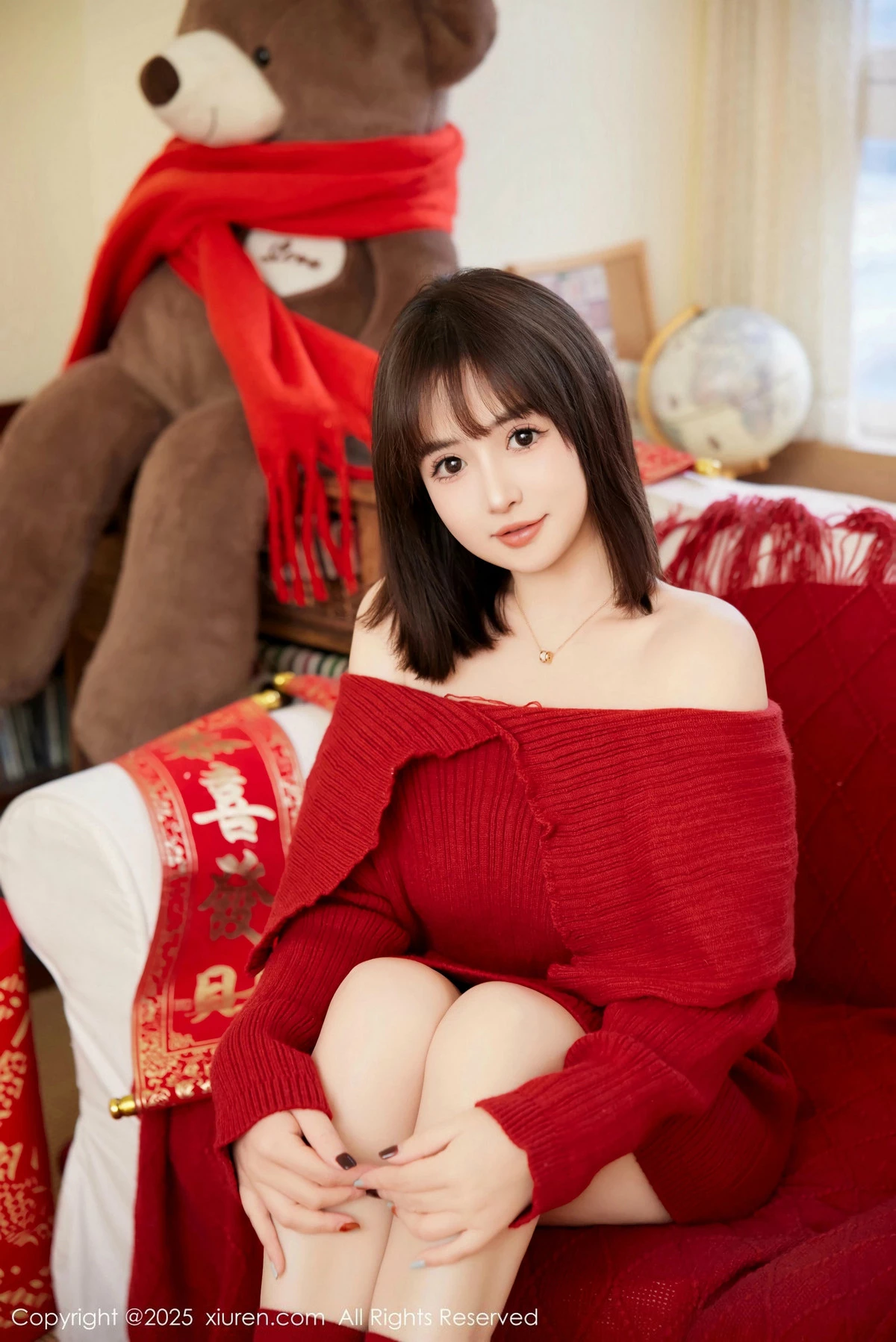 Xgyw.Org_XiuRen第9818期_模特养乐多Doll新年主题性感喜庆红色内衣秀完美身材诱惑写真66P