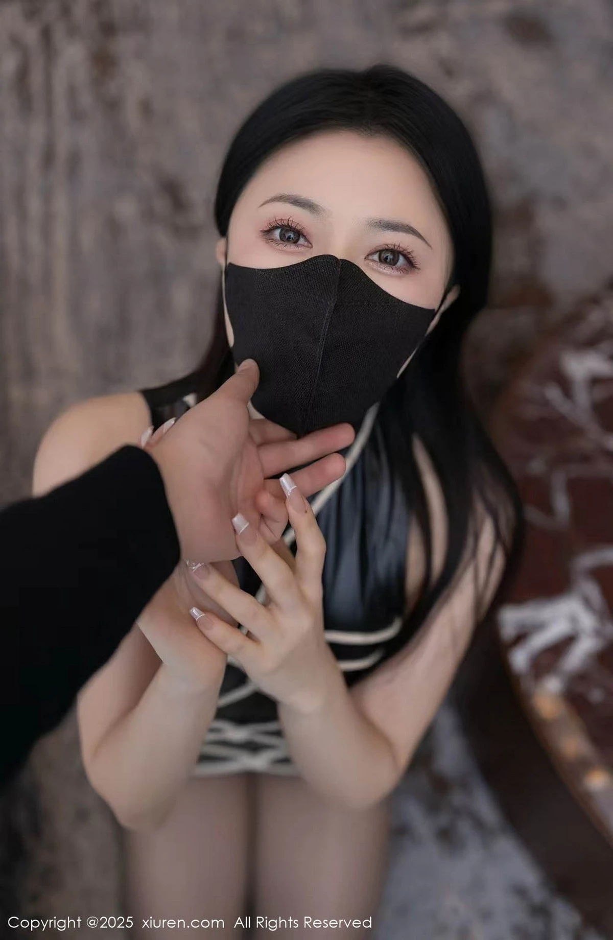 Xgyw.Org_XiuRen第9835期_模特鱼子酱Fish性感黑色皮质服饰配超薄黑丝秀曼妙身材诱惑写真80P