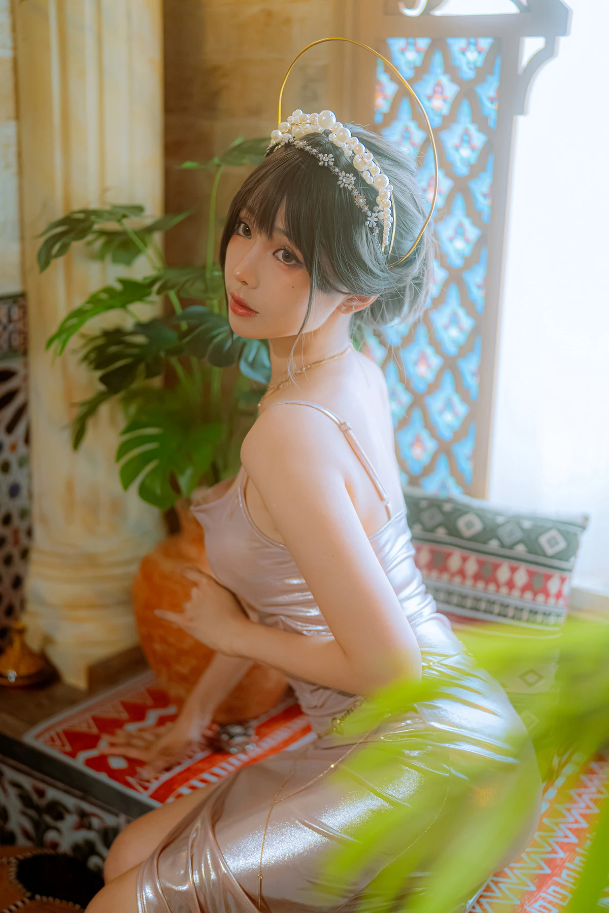Xgyw.Org_Coser妹子Ely_eee-2024年11月合集主题性感银色长裙+红色高叉连体衣秀完美身材诱惑写真65P