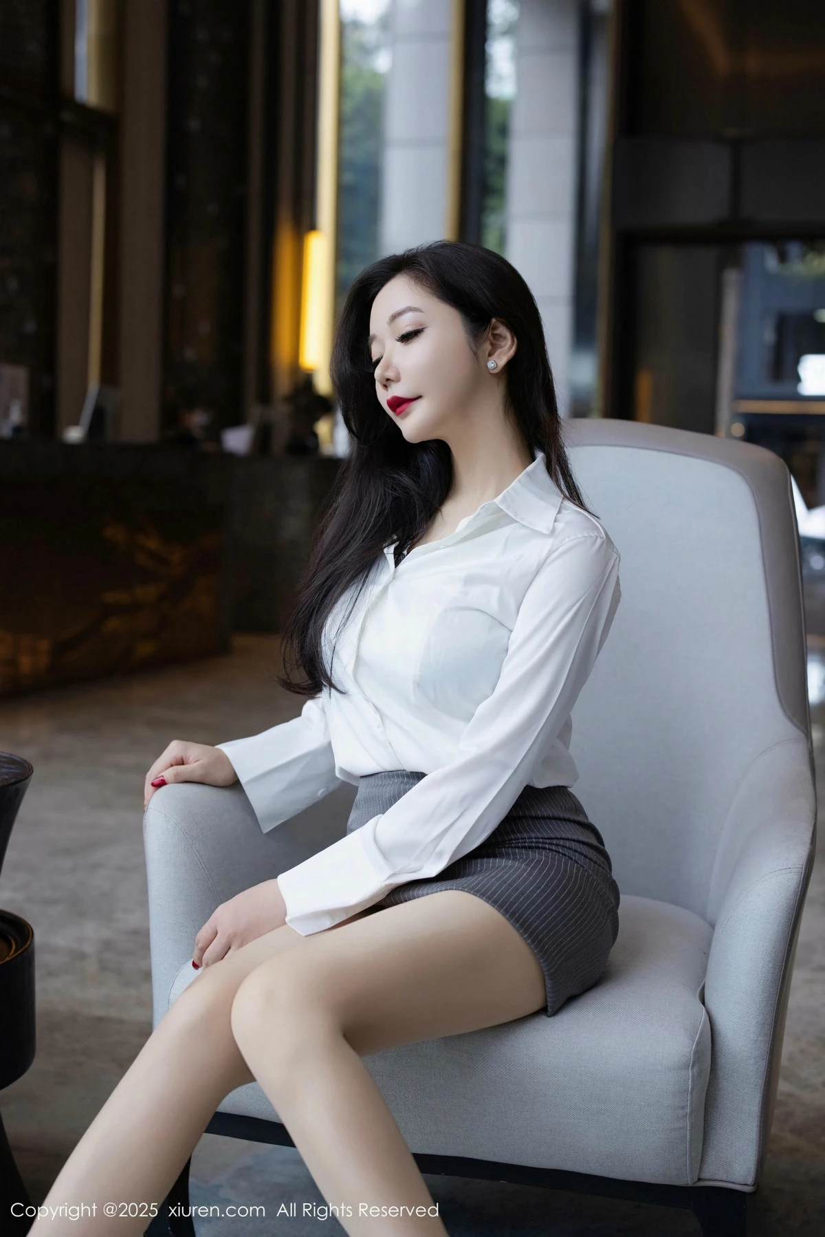 Xgyw.Org_XiuRen第9976期_女神心妍小公主性感白衬衫配灰短裙露蓝色内衣秀完美诱身材惑写真74P