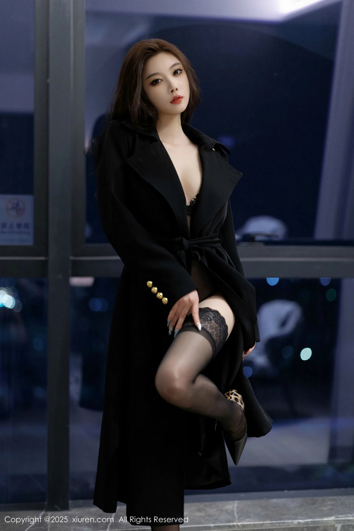 Xgyw.Org_XiuRen第9984期_女神杨晨晨Yome性感黑色情趣内衣配黑丝袜秀丰腴身材诱惑写真90P
