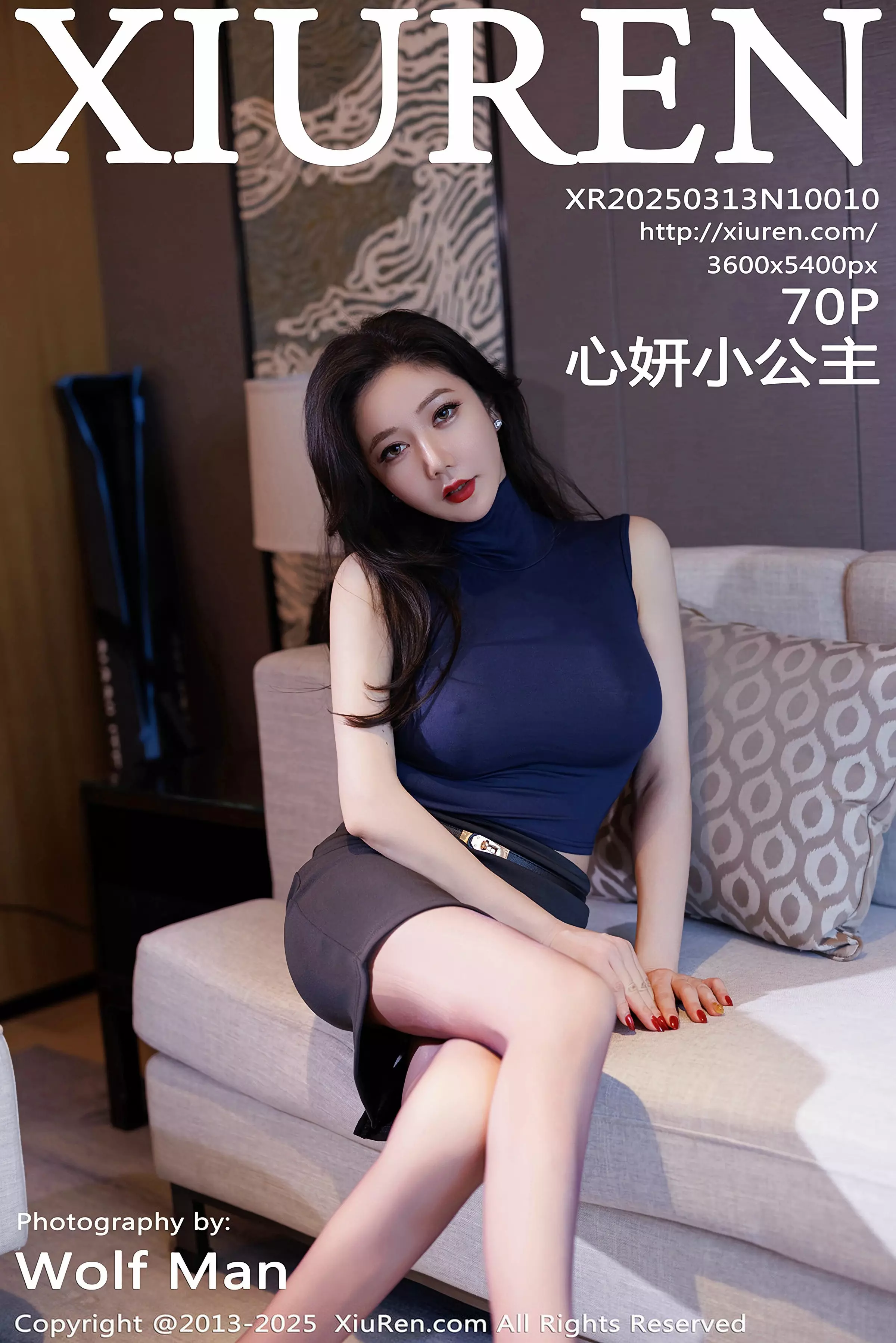 Xgyw.Org_XiuRen第10010期_女神心妍小公主性感蓝色T恤配灰色包臀短裙秀丰腴身材诱惑写真70P