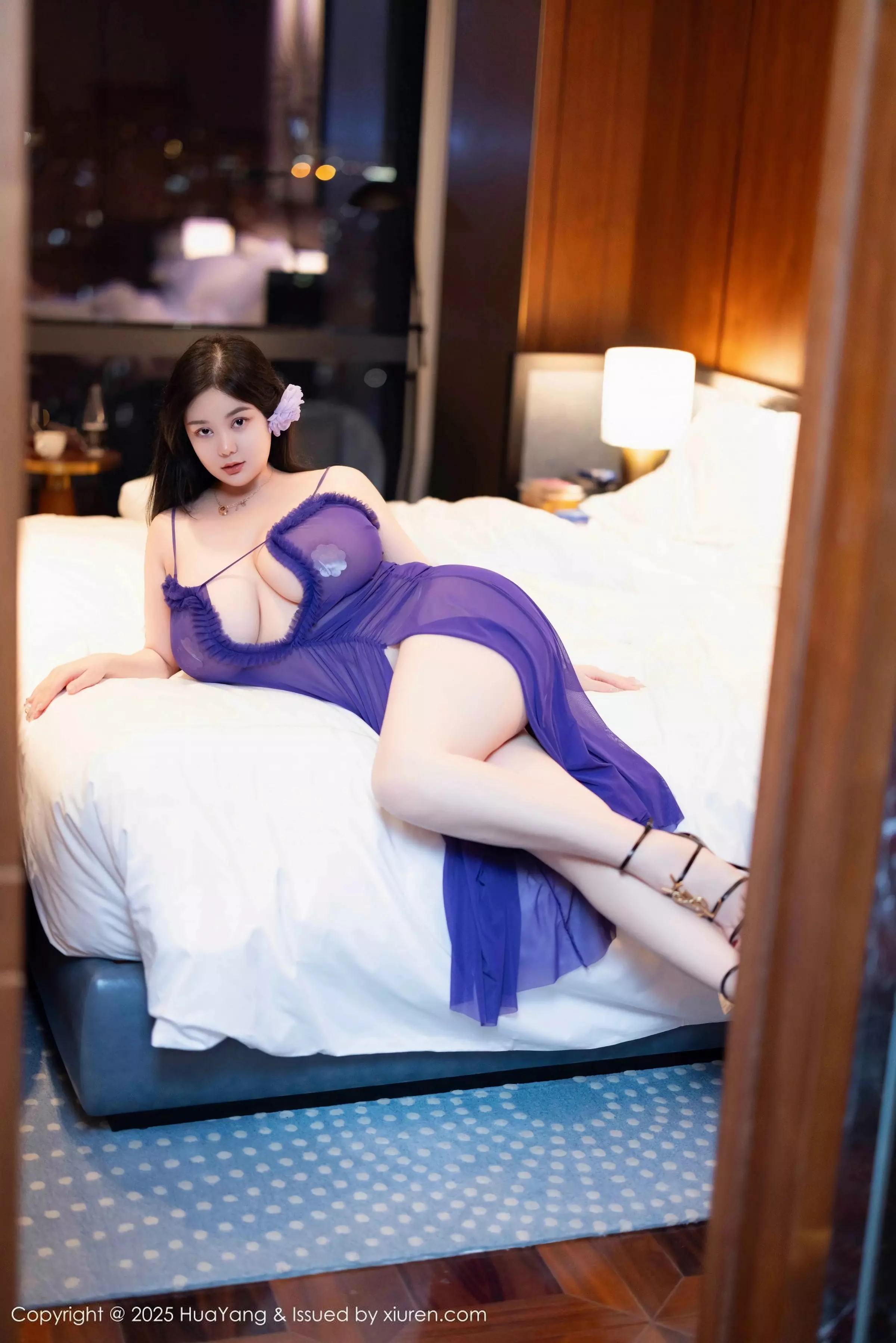 Xgyw.Org_[HuaYang花漾]Vol.635_女神易阳Silvia私房性感紫色吊带连衣裙秀丰乳肥臀惹火诱惑写真57P