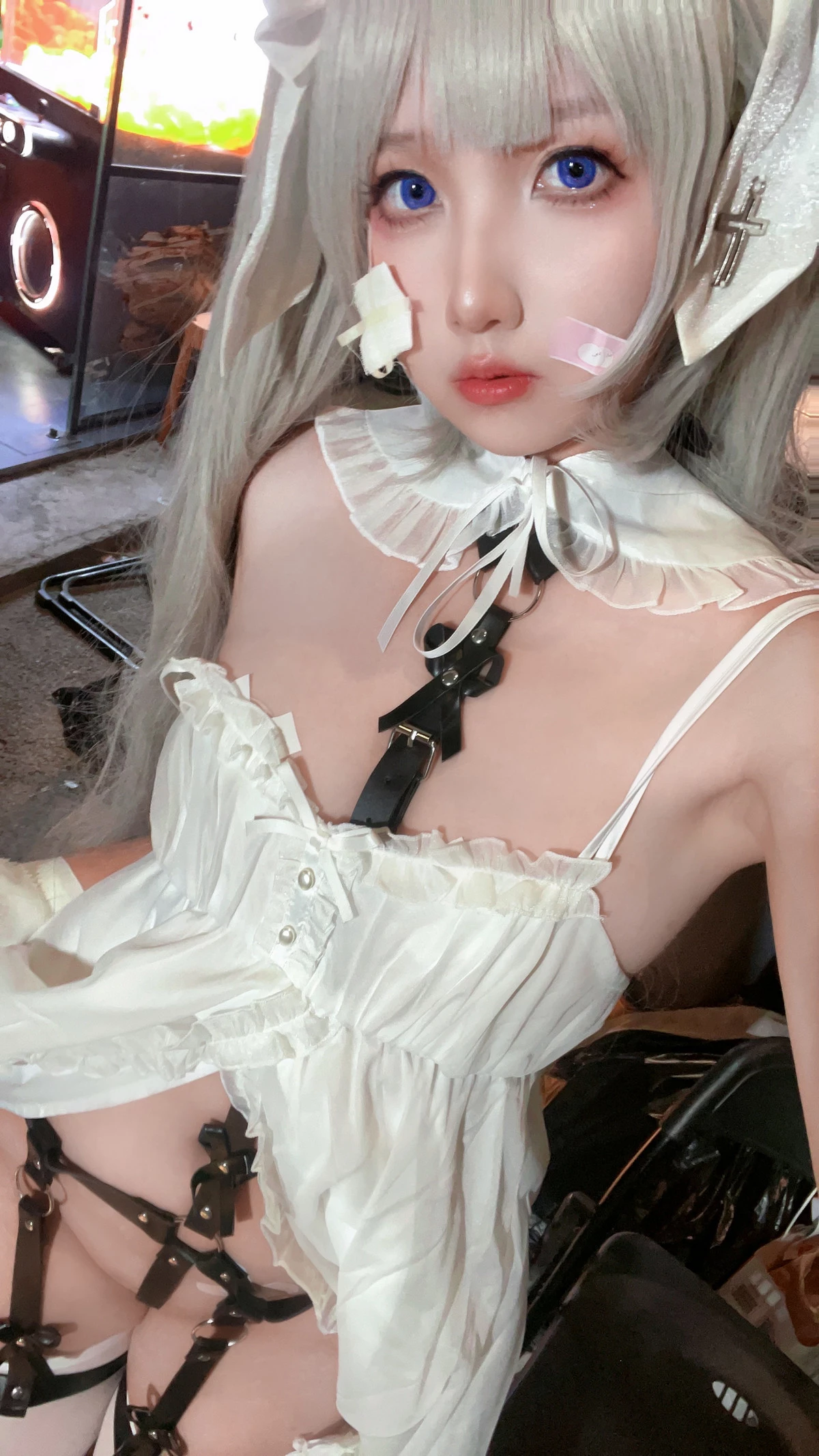 Xgyw.Org_Coser美女小和甜酒rurudo初音酱主题性感黑色情趣服饰配白丝袜秀油亮肌肤诱惑写真141P