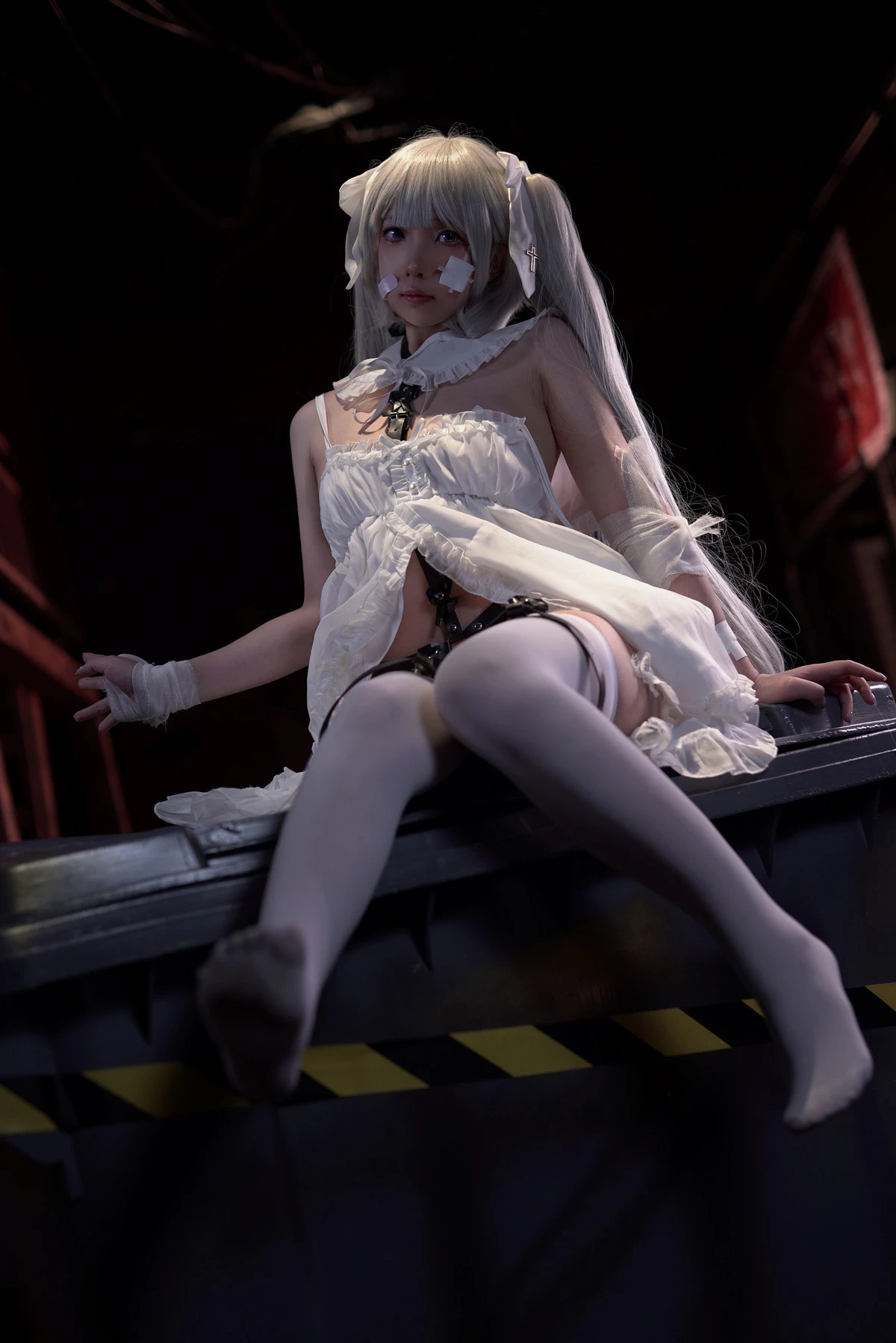 Xgyw.Org_Coser美女小和甜酒rurudo初音酱主题性感黑色情趣服饰配白丝袜秀油亮肌肤诱惑写真141P