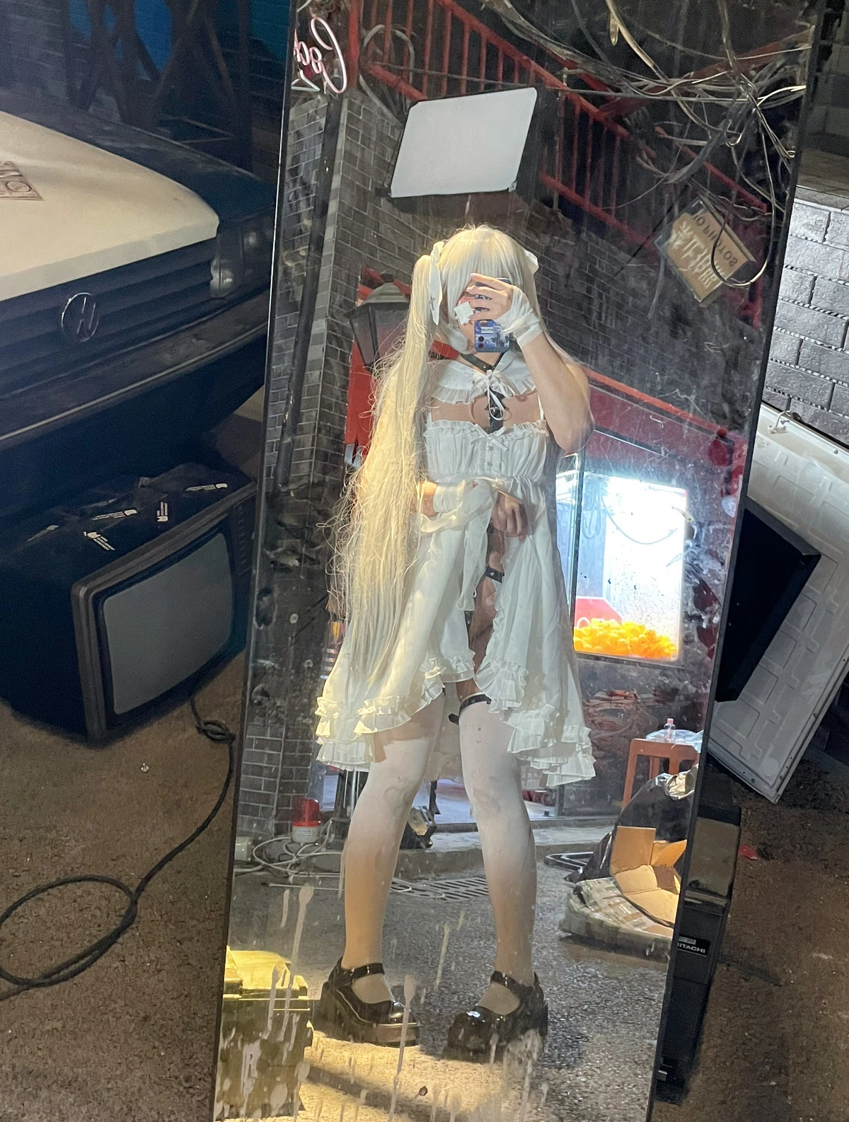 Xgyw.Org_Coser美女小和甜酒rurudo初音酱主题性感黑色情趣服饰配白丝袜秀油亮肌肤诱惑写真141P