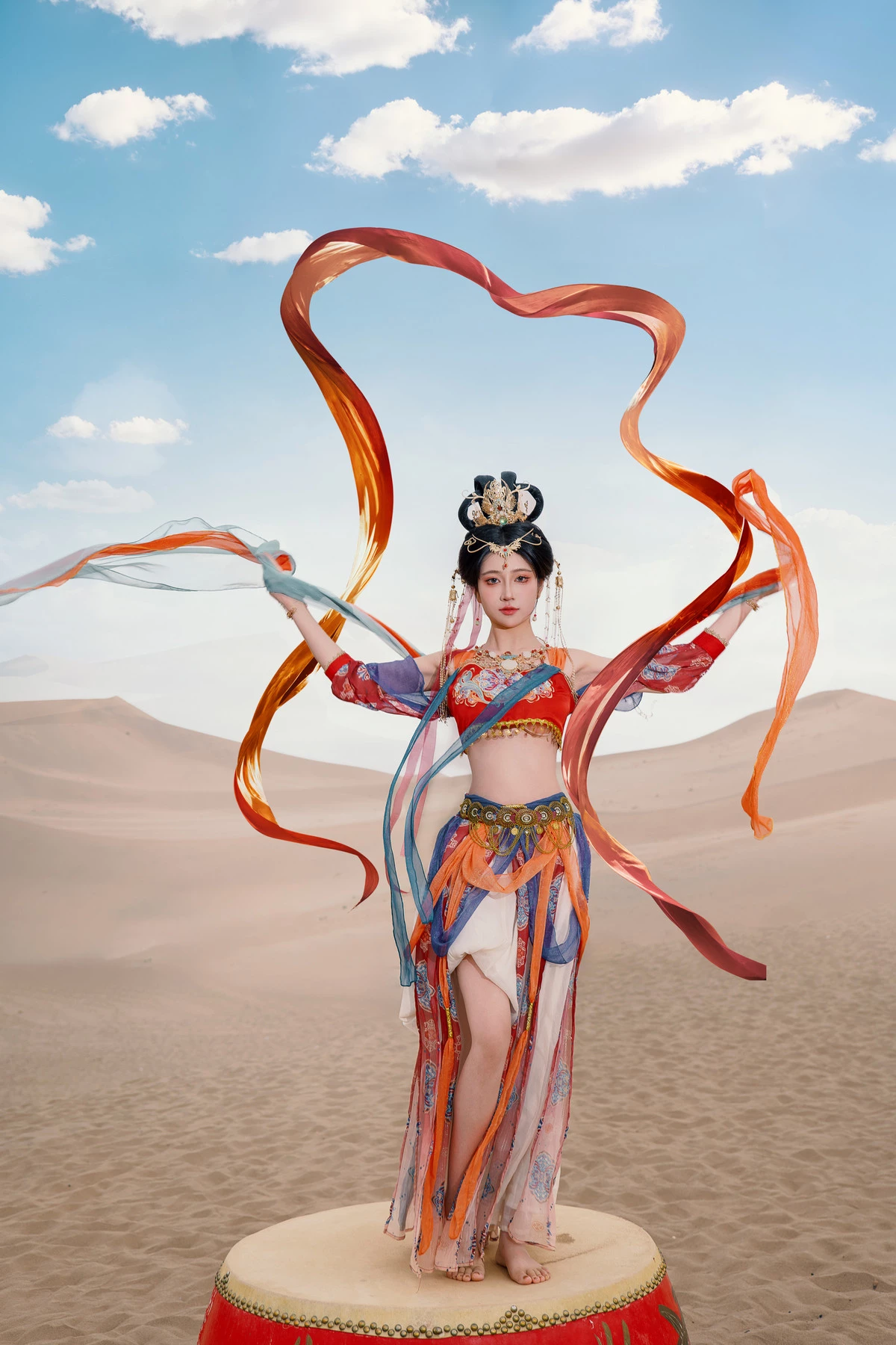 Xgyw.Org_网络美女年年Nnian飞天主题沙漠外景性感仙女薄纱服饰半脱秀婀娜身姿丰满诱惑写真63P