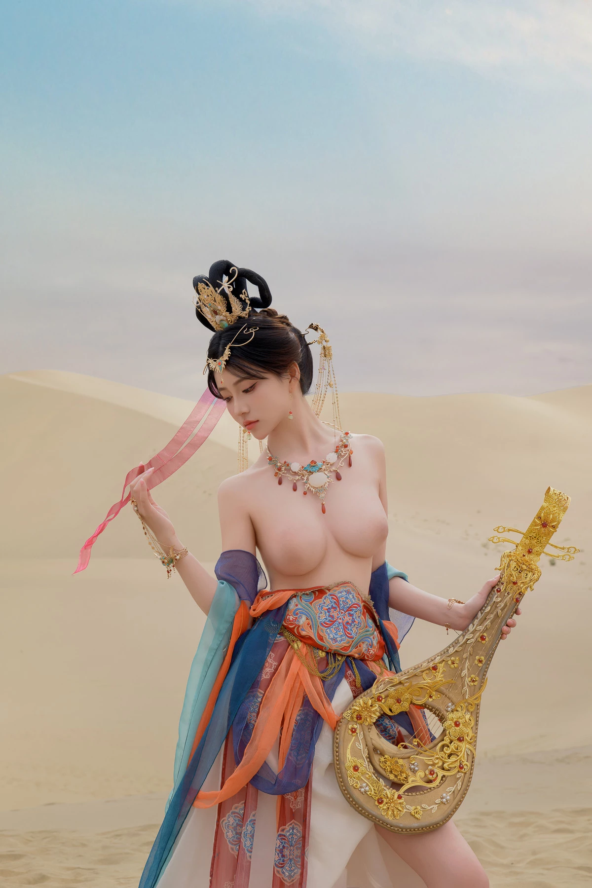 Xgyw.Org_网络美女年年Nnian飞天主题沙漠外景性感仙女薄纱服饰半脱秀婀娜身姿丰满诱惑写真63P