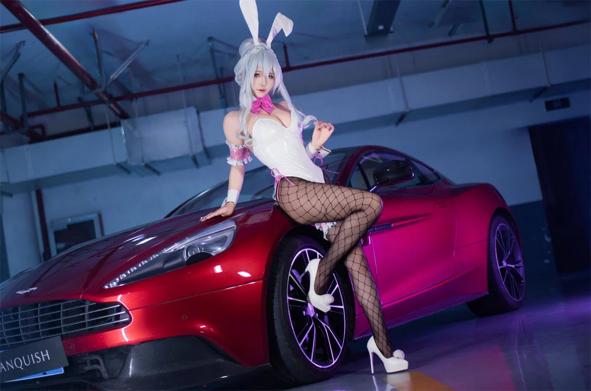 Xgyw.Org_Cosplay美女日奈娇叛逆少女JK主题性感薄透白T配黑色丝袜半脱秀火辣身材撩人诱惑写真106P