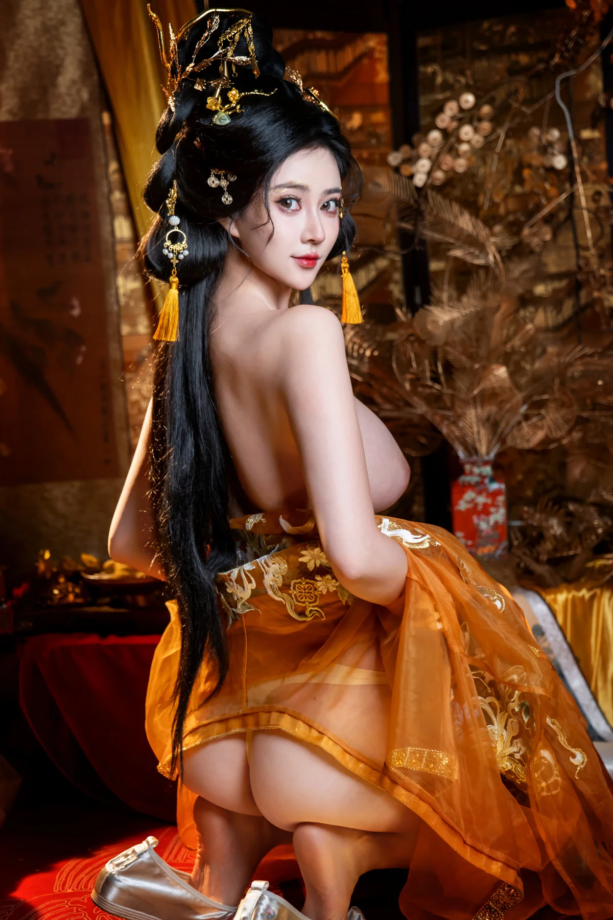 Xgyw.Org_网络美女年年Nnian金蛇贺岁主题性感黄色古典薄纱服饰半脱秀豪乳肥臀惹火诱惑写真80P