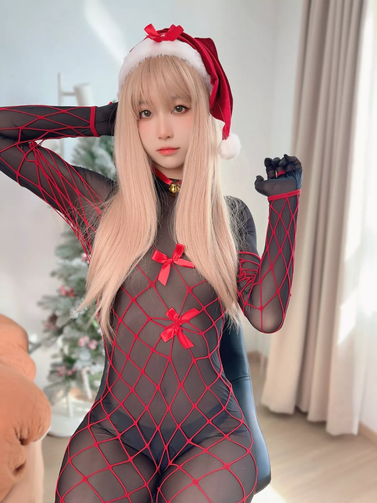 Xgyw.Org_Coser美女布丁大法Perohub-12月订阅主题私房性感6套服饰系列秀翘臀美腿诱惑写真130P