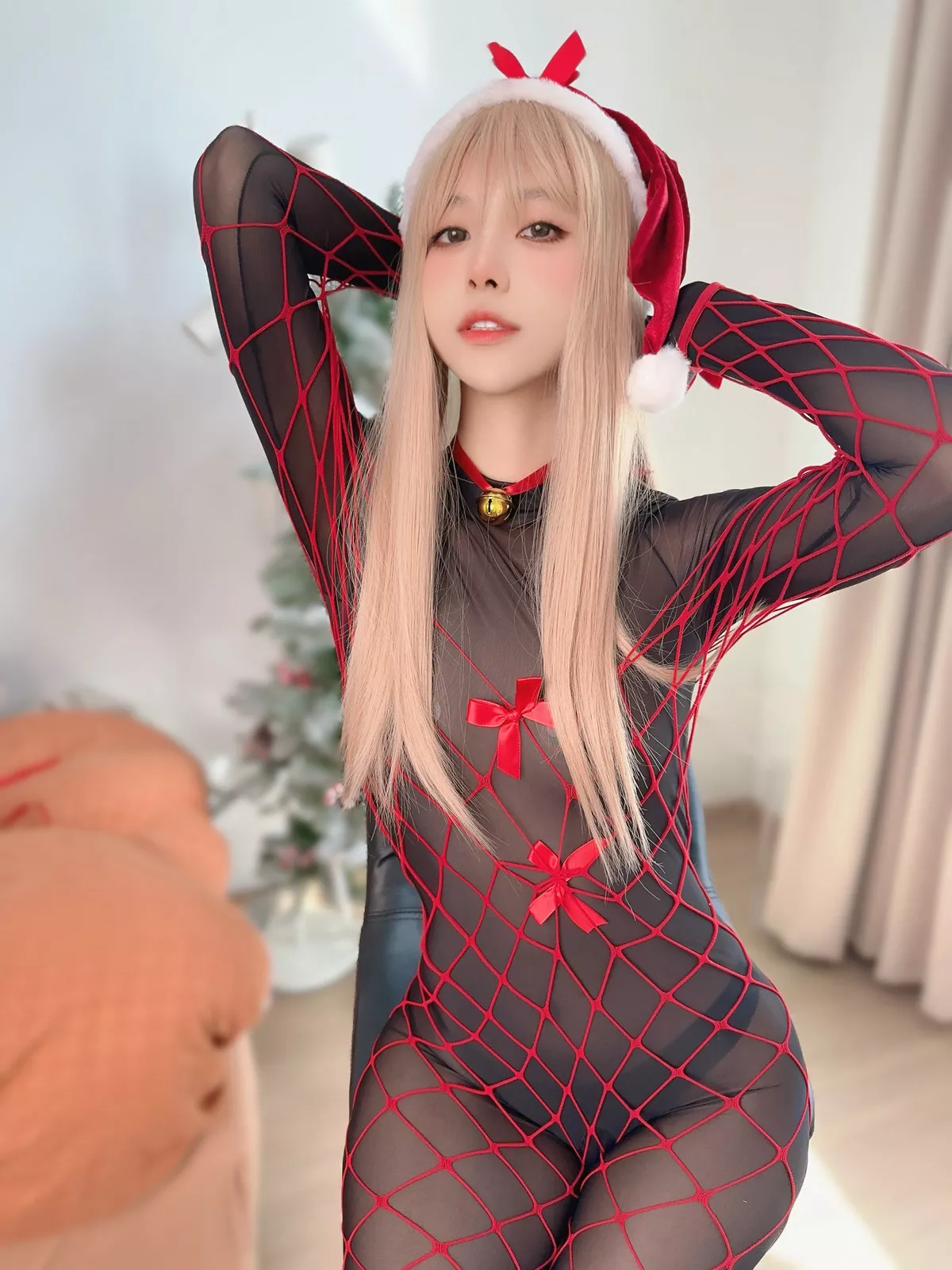 Xgyw.Org_Coser美女布丁大法Perohub-12月订阅主题私房性感6套服饰系列秀翘臀美腿诱惑写真130P