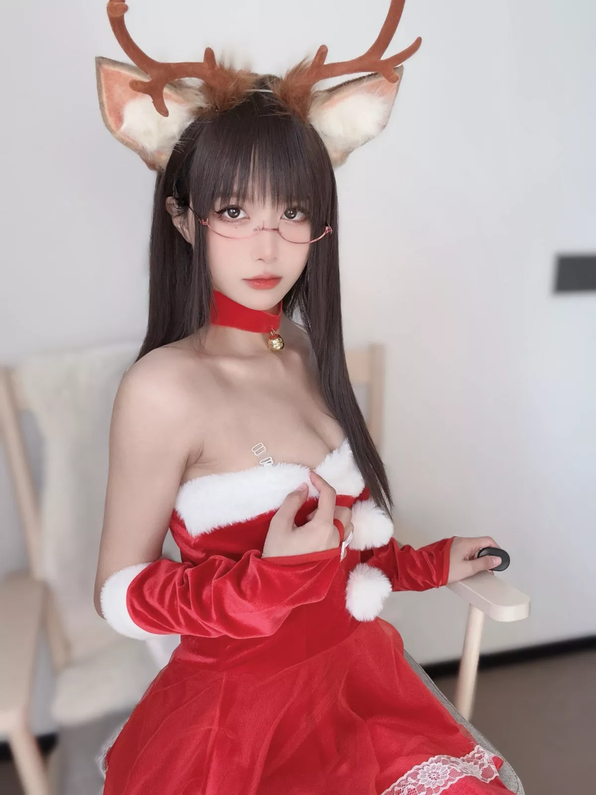 Xgyw.Org_Coser美女布丁大法Perohub-12月订阅主题私房性感6套服饰系列秀翘臀美腿诱惑写真130P