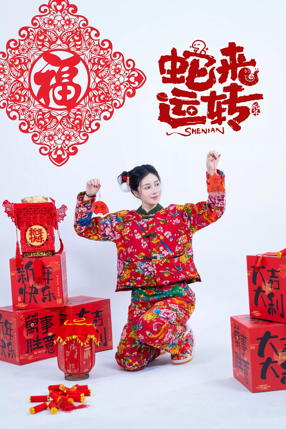 Xgyw.Org_网络美女年年Nnian蛇来运转主题新春礼物性感红色服饰半脱秀豪乳翘臀惹火诱惑写真81P