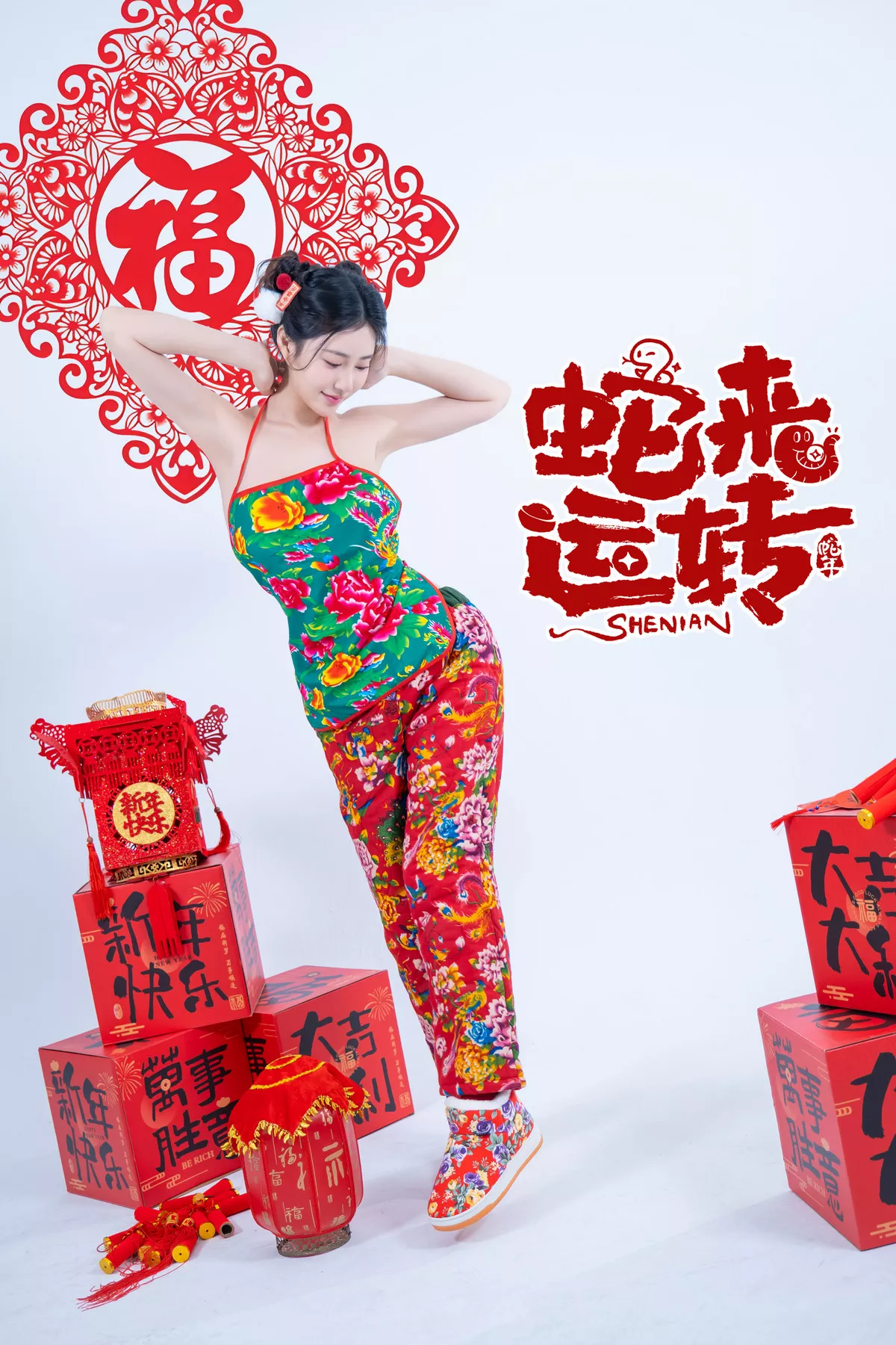 Xgyw.Org_网络美女年年Nnian蛇来运转主题新春礼物性感红色服饰半脱秀豪乳翘臀惹火诱惑写真81P