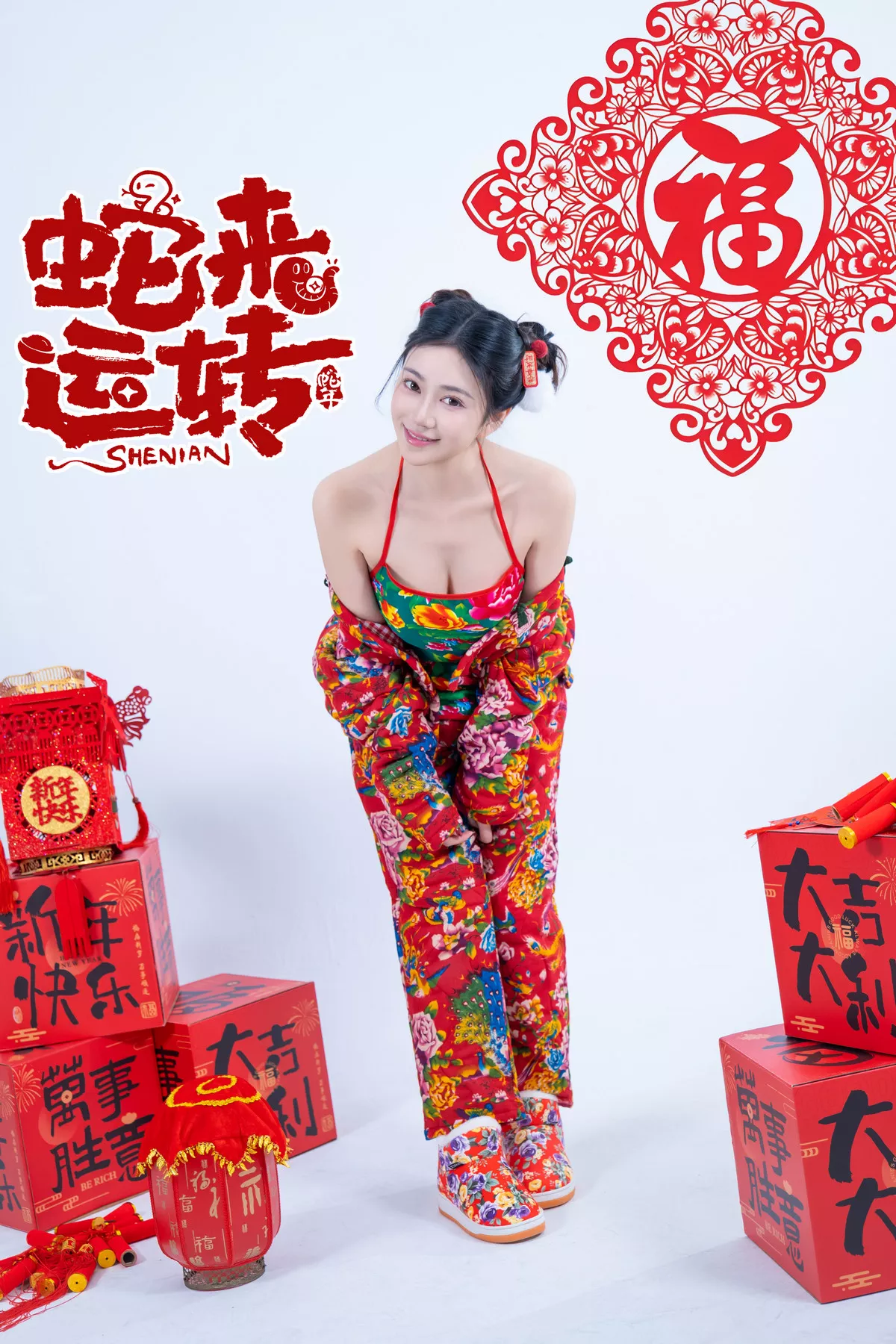 Xgyw.Org_网络美女年年Nnian蛇来运转主题新春礼物性感红色服饰半脱秀豪乳翘臀惹火诱惑写真81P