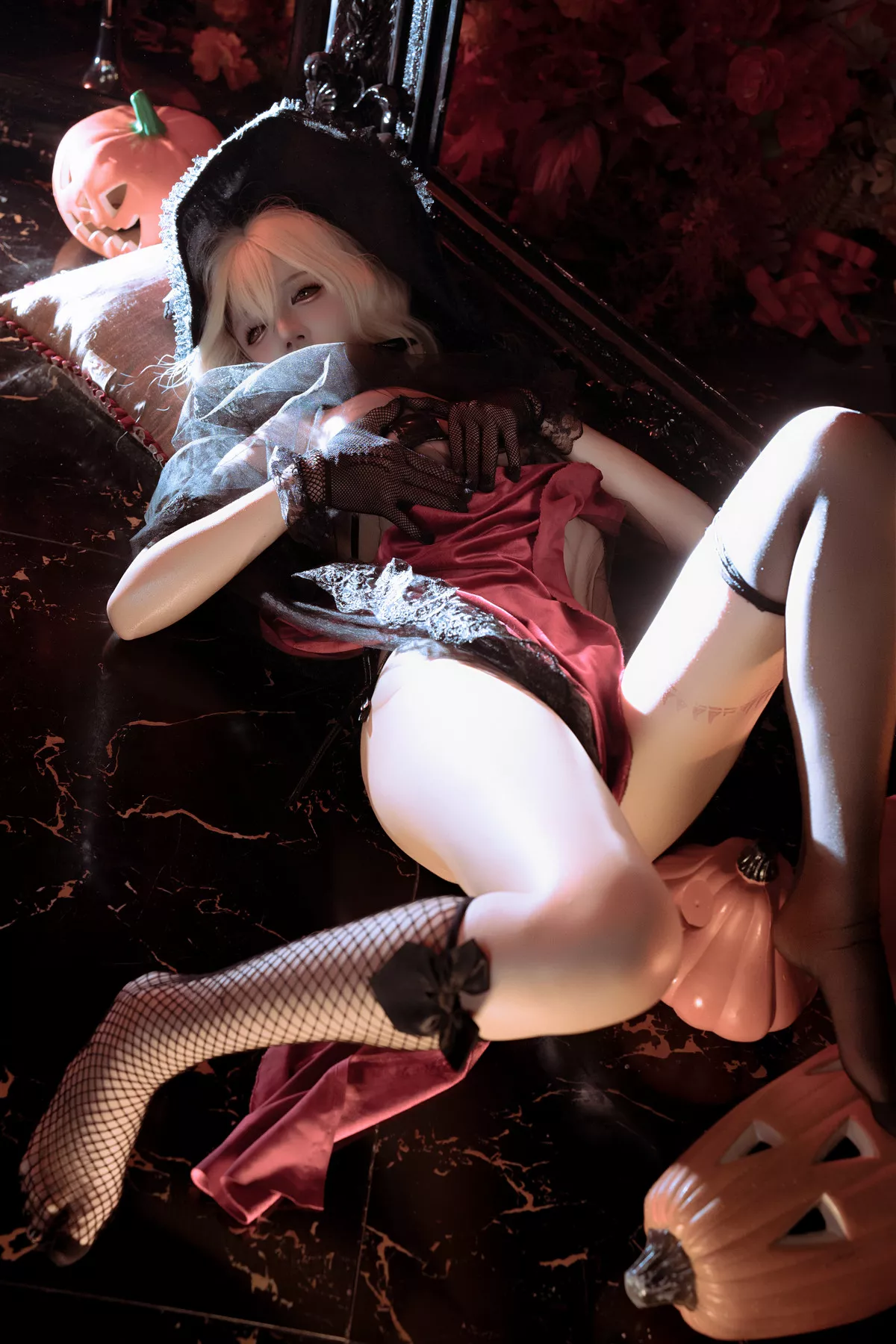 Xgyw.Org_鬼马少女阿薰kaOri魔女姐姐&幽灵娘主题性感黑色情趣内衣秀油亮肌肤惹火身材诱惑写真136P