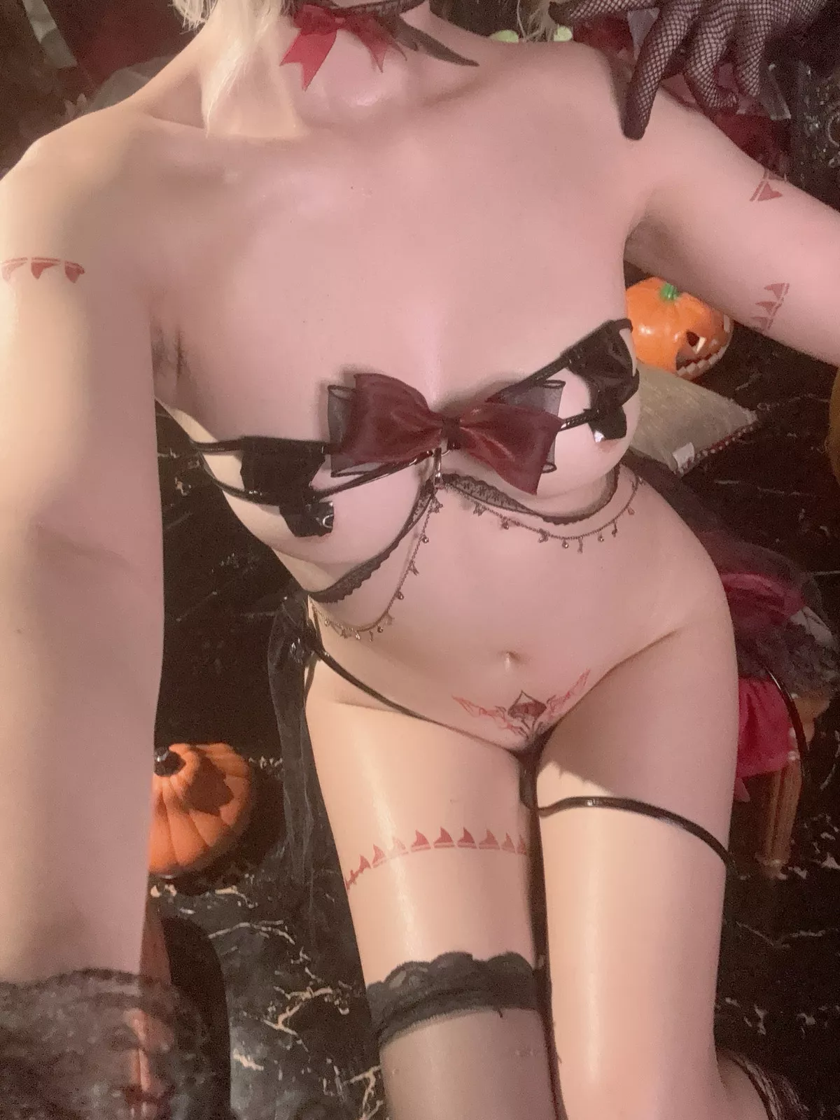 Xgyw.Org_鬼马少女阿薰kaOri魔女姐姐&幽灵娘主题性感黑色情趣内衣秀油亮肌肤惹火身材诱惑写真136P