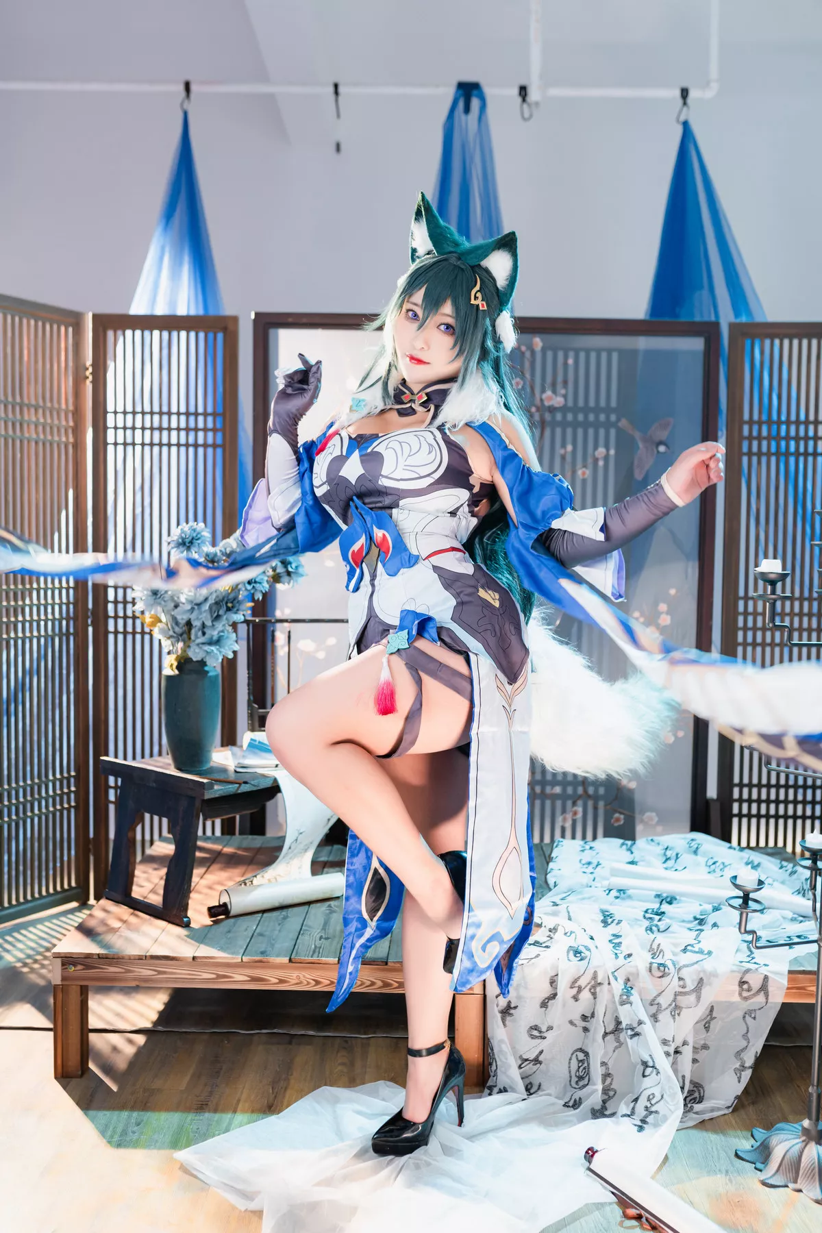 Xgyw.Org_动漫博主洛璃LoLiSAMA星穹铁道主题性感猫女郎装扮黑色薄透情趣内衣秀丰腴身材诱惑写真76P