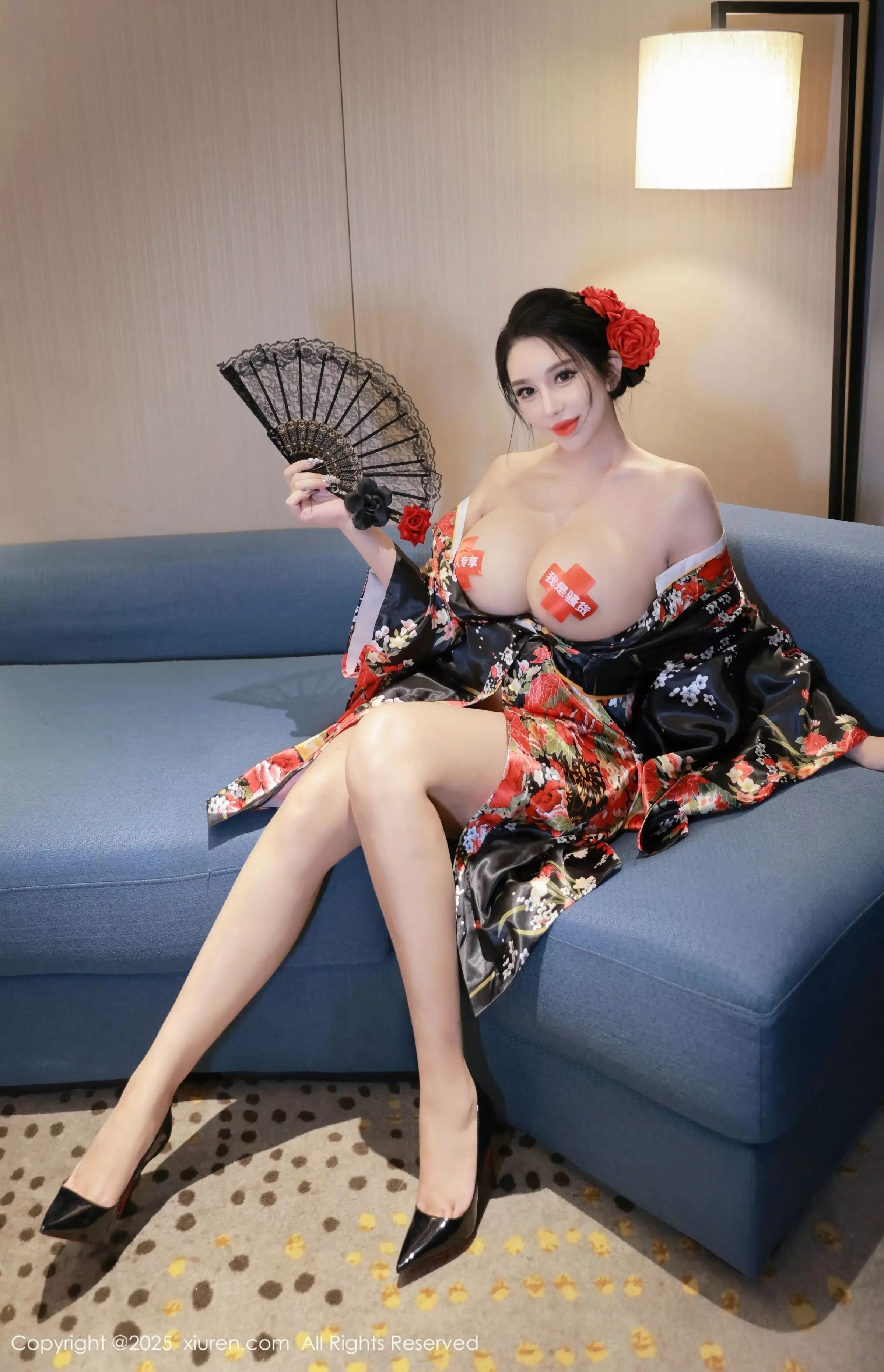 Xgyw.Org_XiuRen第10065期_新人模特乔安娜私房性感情趣服饰露豪乳遮点秀惹火身材诱惑写真40P