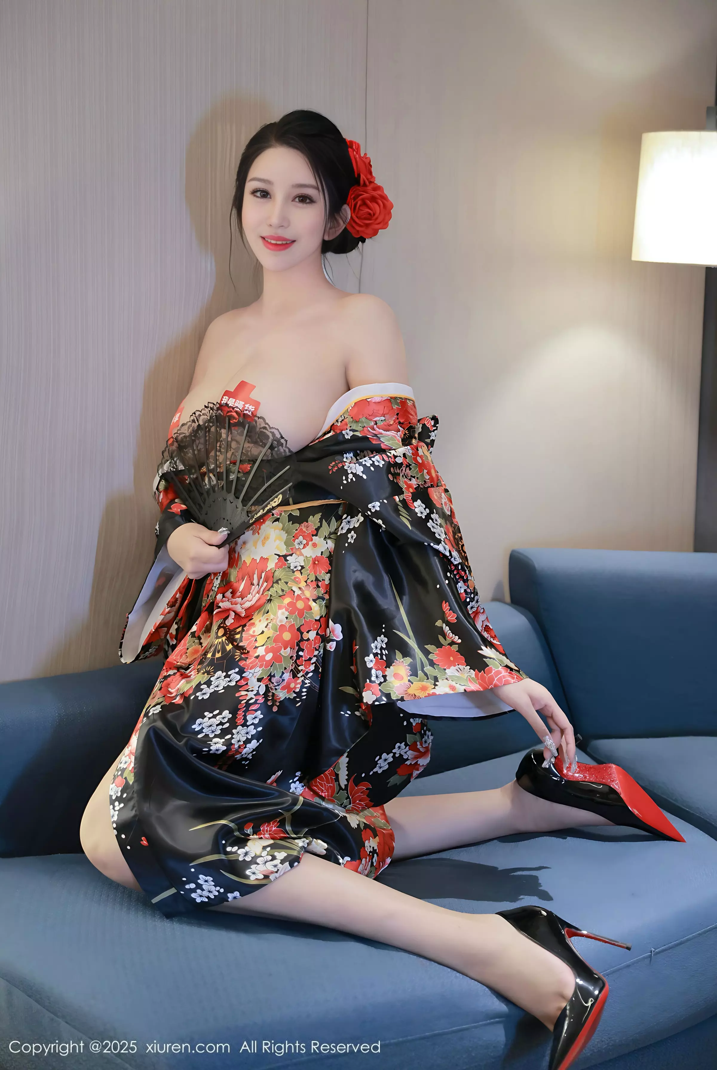 Xgyw.Org_XiuRen第10065期_新人模特乔安娜私房性感情趣服饰露豪乳遮点秀惹火身材诱惑写真40P