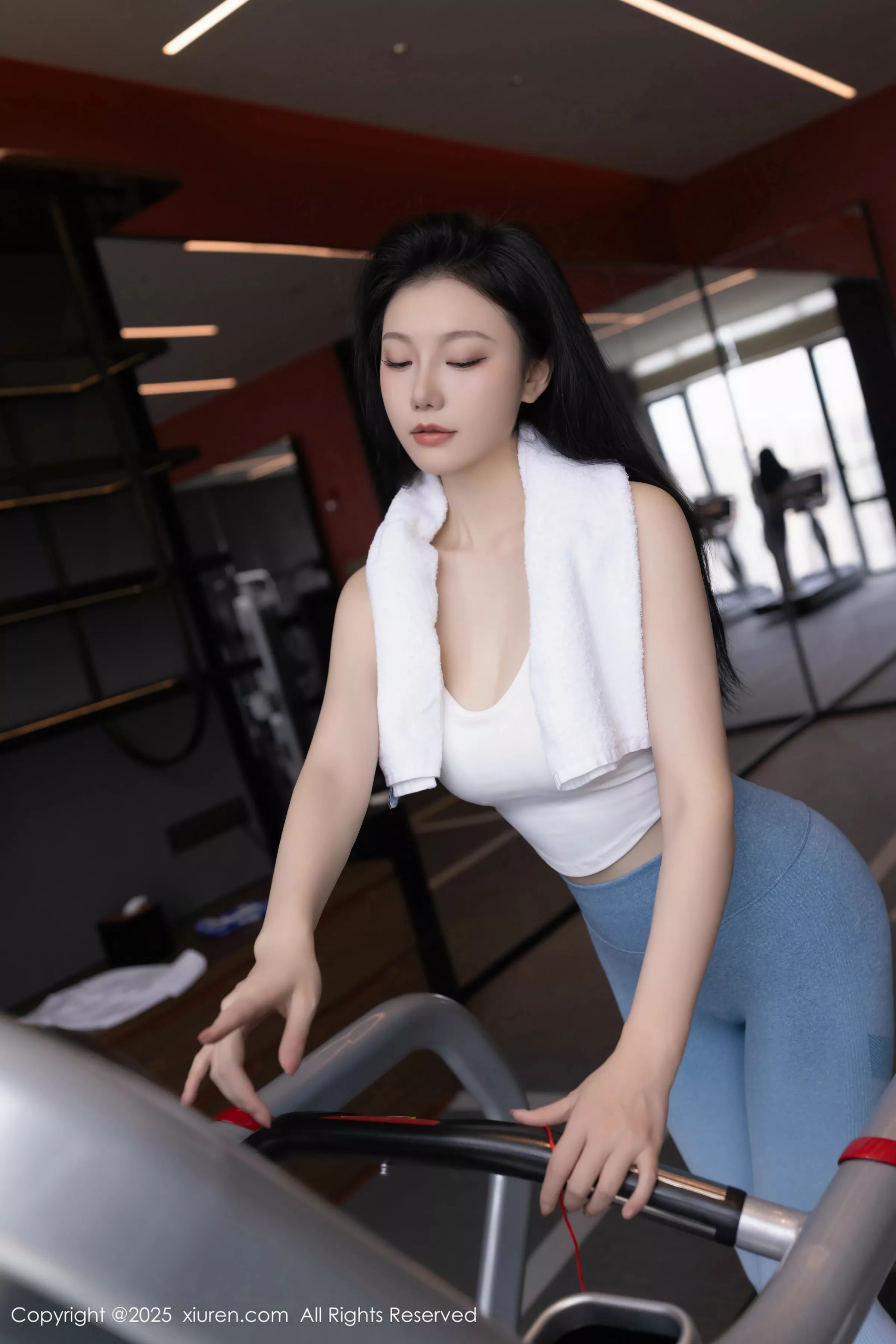 Xgyw.Org_XiuRen第10272期_模特安然anran健身房性感蓝白色运动服秀曼妙身姿完美诱惑写真80P