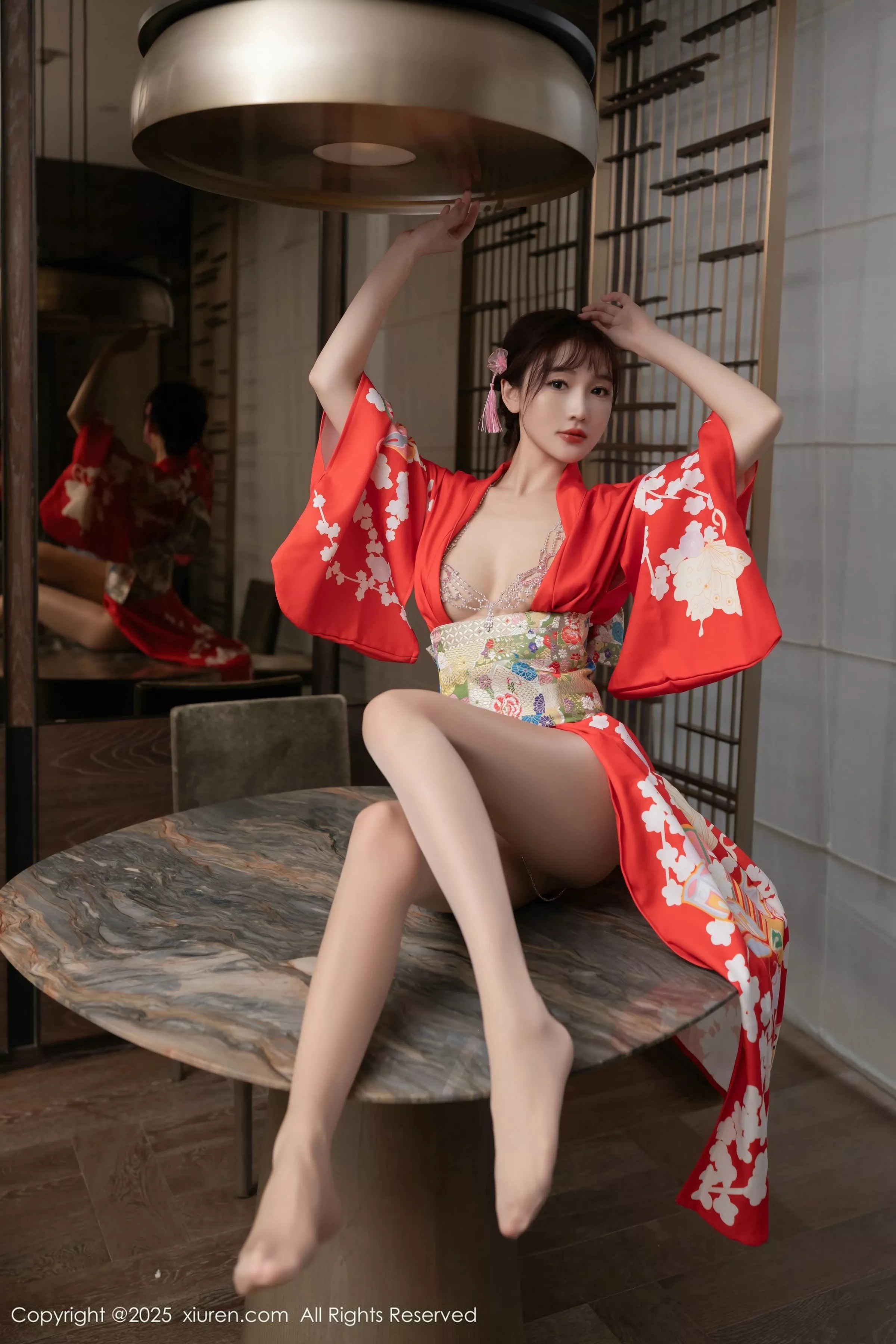 Xgyw.Org_XiuRen第10352期_模特合集美女小逗逗＆陆萱萱性感姐妹花超薄肉丝私房诱惑写真80P
