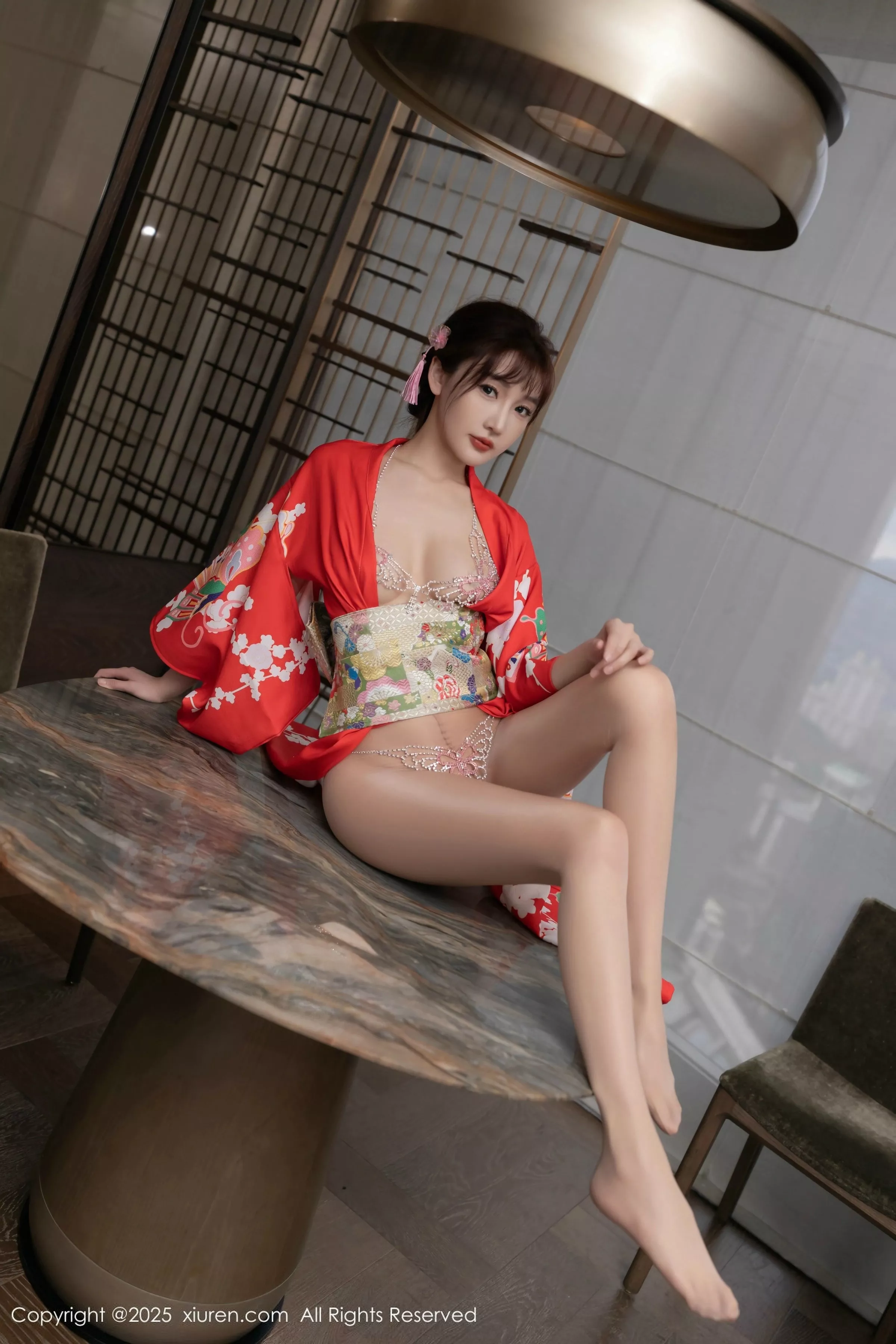 Xgyw.Org_XiuRen第10352期_模特合集美女小逗逗＆陆萱萱性感姐妹花超薄肉丝私房诱惑写真80P