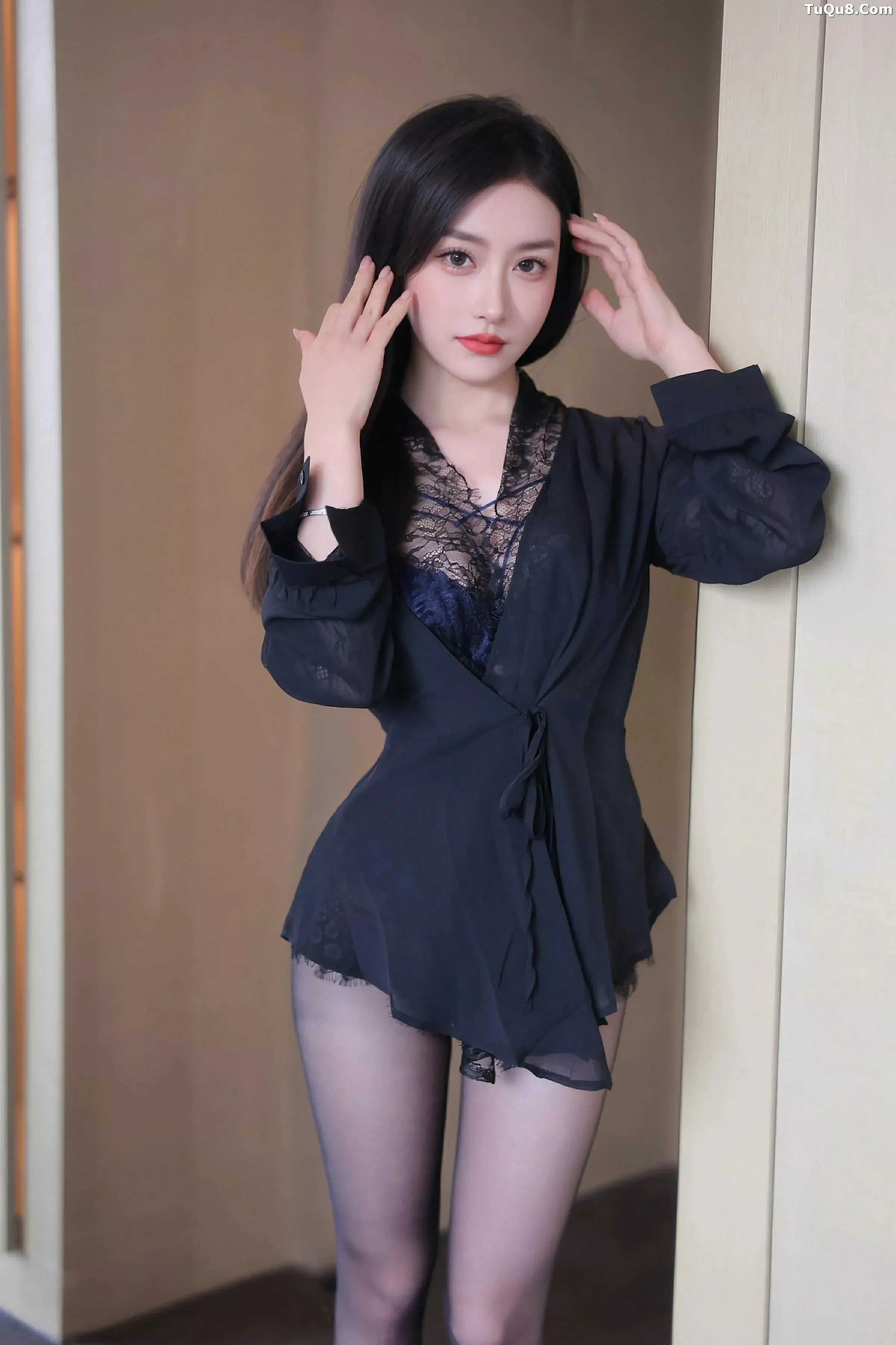 Xgyw.Org_XiuRen第10382期_模特Annie_baby性感蕾丝情趣服饰配超薄黑丝秀完美身材诱惑写真72P