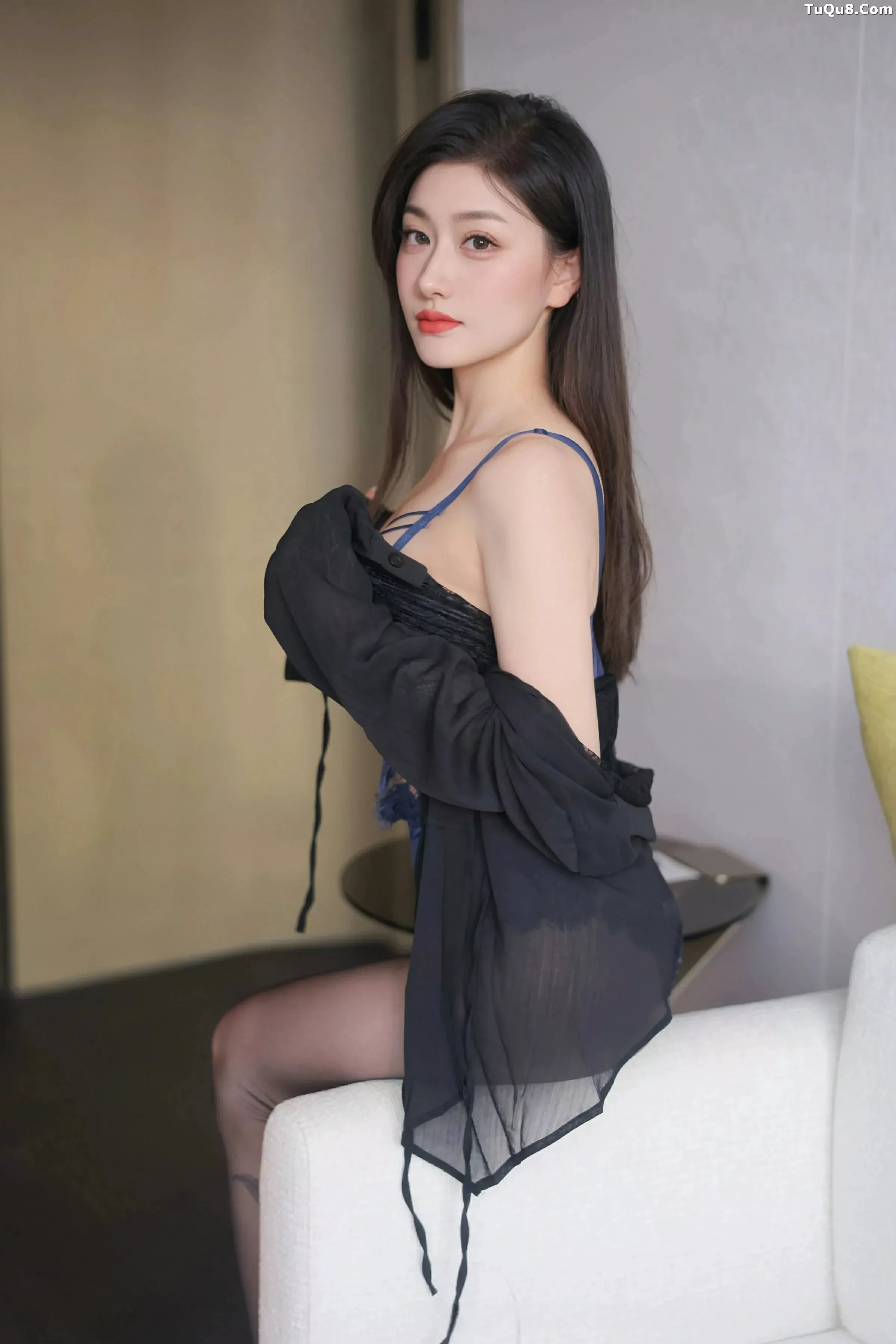 Xgyw.Org_XiuRen第10382期_模特Annie_baby性感蕾丝情趣服饰配超薄黑丝秀完美身材诱惑写真72P