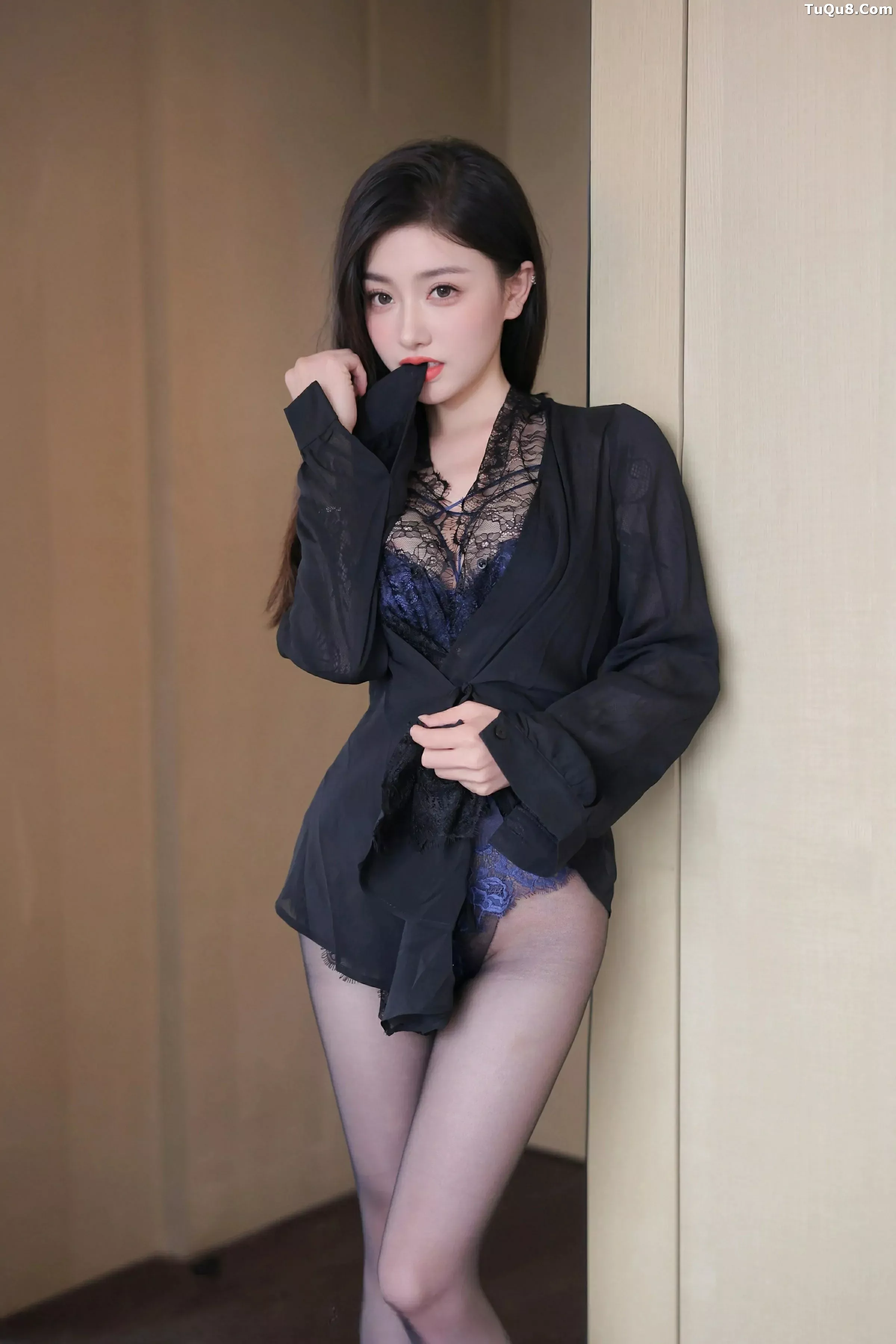 Xgyw.Org_XiuRen第10382期_模特Annie_baby性感蕾丝情趣服饰配超薄黑丝秀完美身材诱惑写真72P
