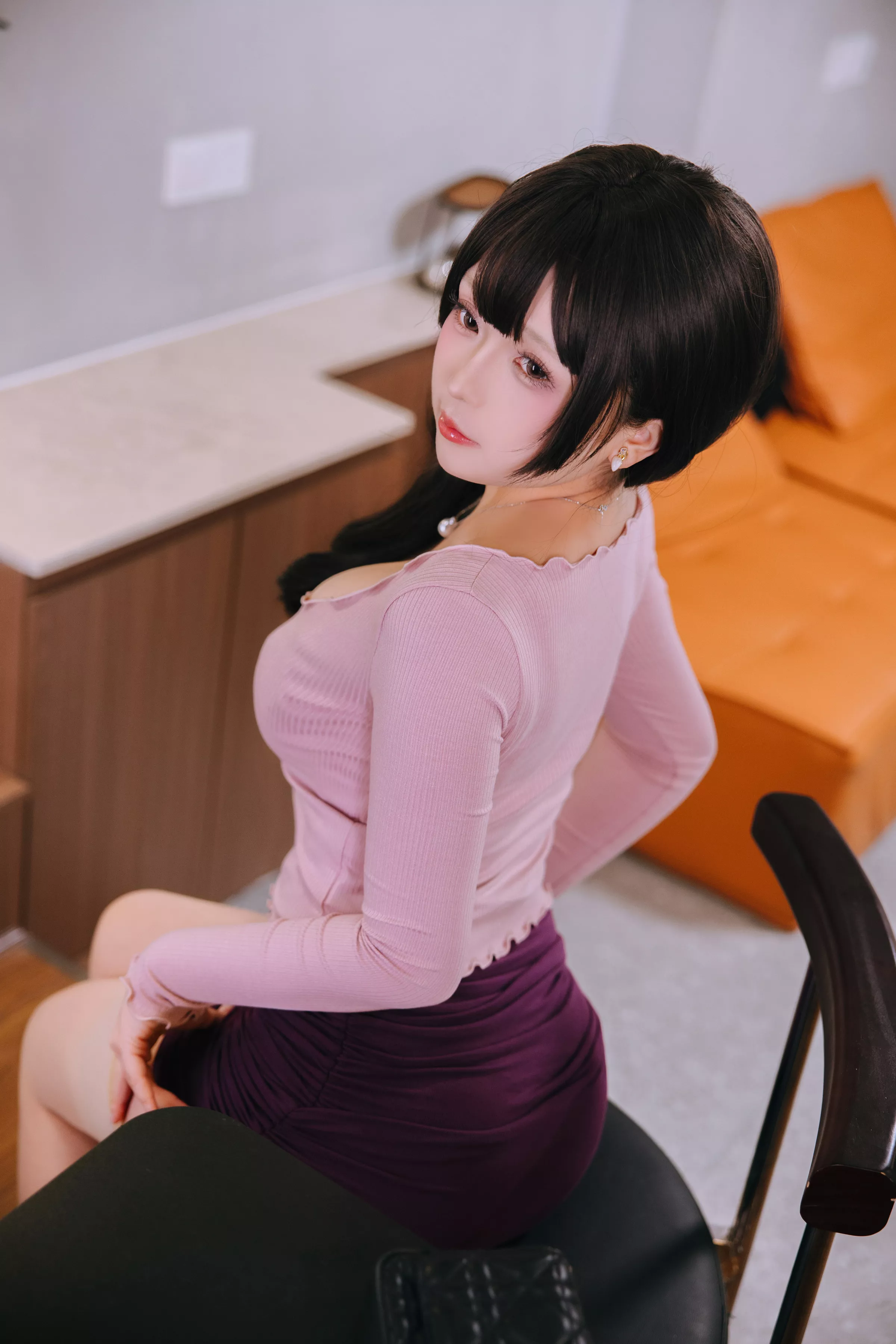 Xgyw.Org_Cosplay美女日奈娇小妈主题私房性感紫色薄纱裙露性感内衣配超薄肉丝秀丰腴身材诱惑写真175P
