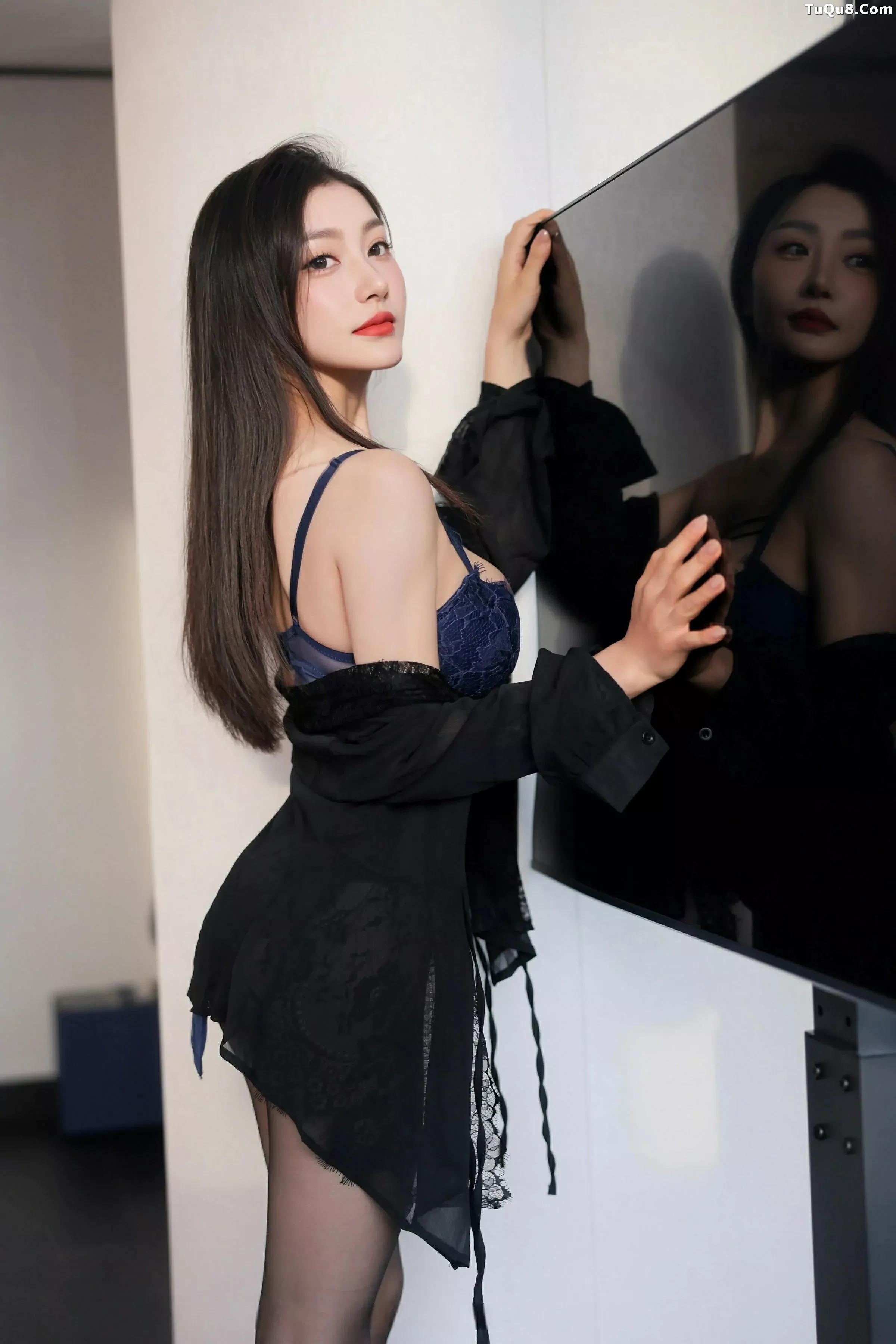 Xgyw.Org_XiuRen第10382期_模特Annie_baby性感蕾丝情趣服饰配超薄黑丝秀完美身材诱惑写真72P