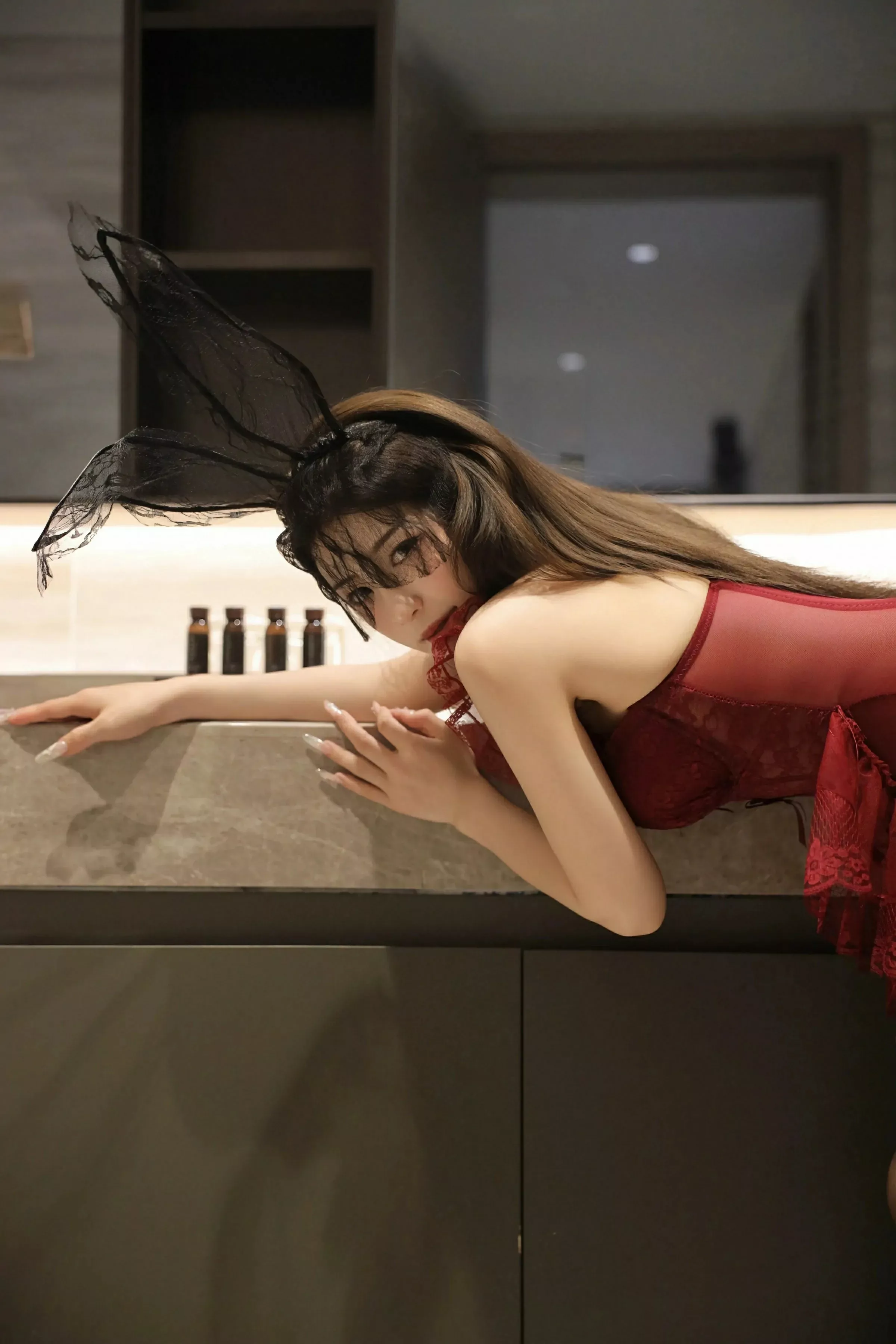 Xgyw.Org_[XiuRen秀人网]No.10386_新人模特李安妮性感红色情趣内衣配黑丝吊袜秀丰腴身材诱惑写真80P