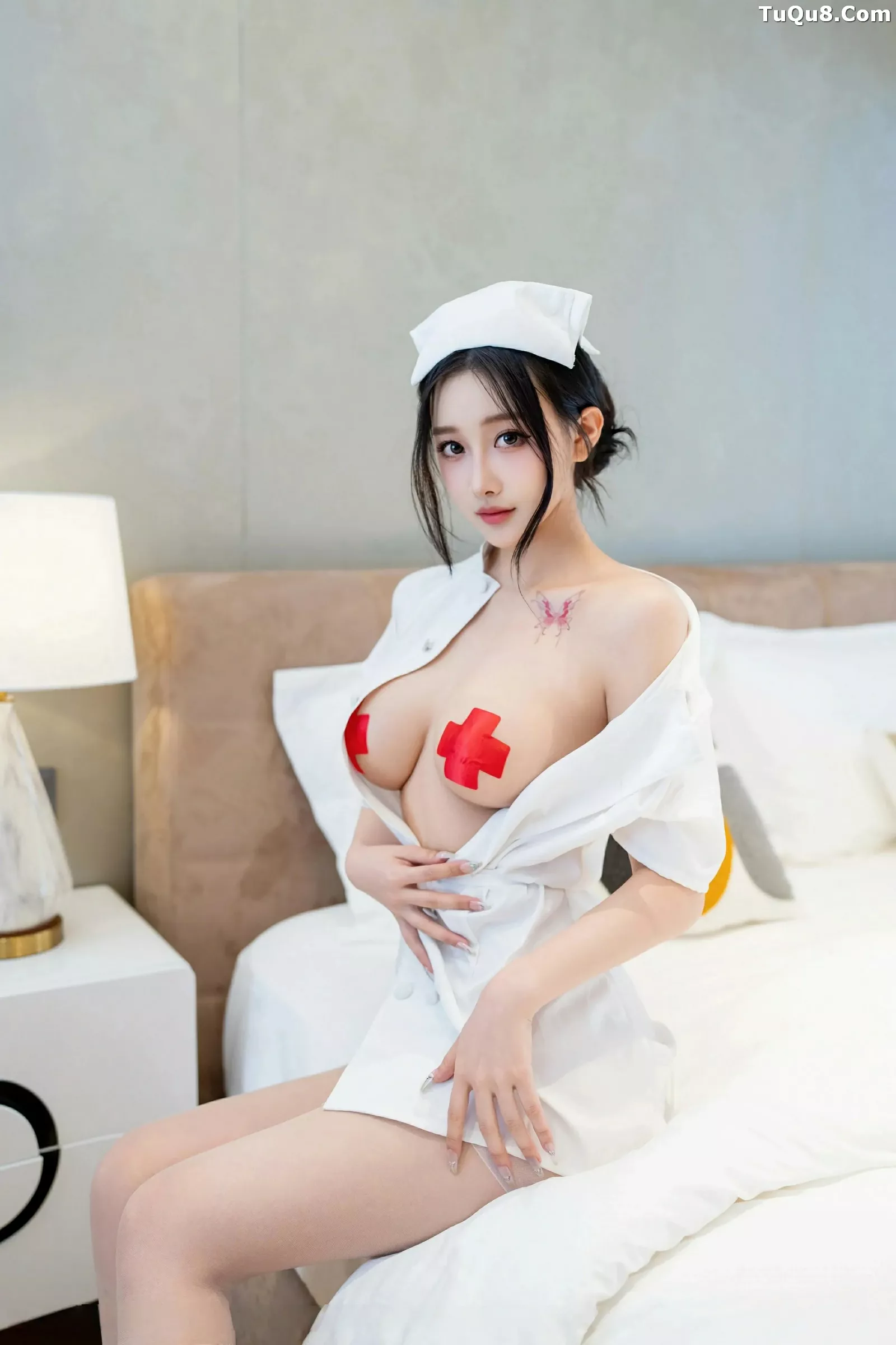 Xgyw.Org_[XINGYAN星颜社]VOL.362_新人模特木森vita性感白色护士制服露丰满身材胶带遮点诱惑写真79P