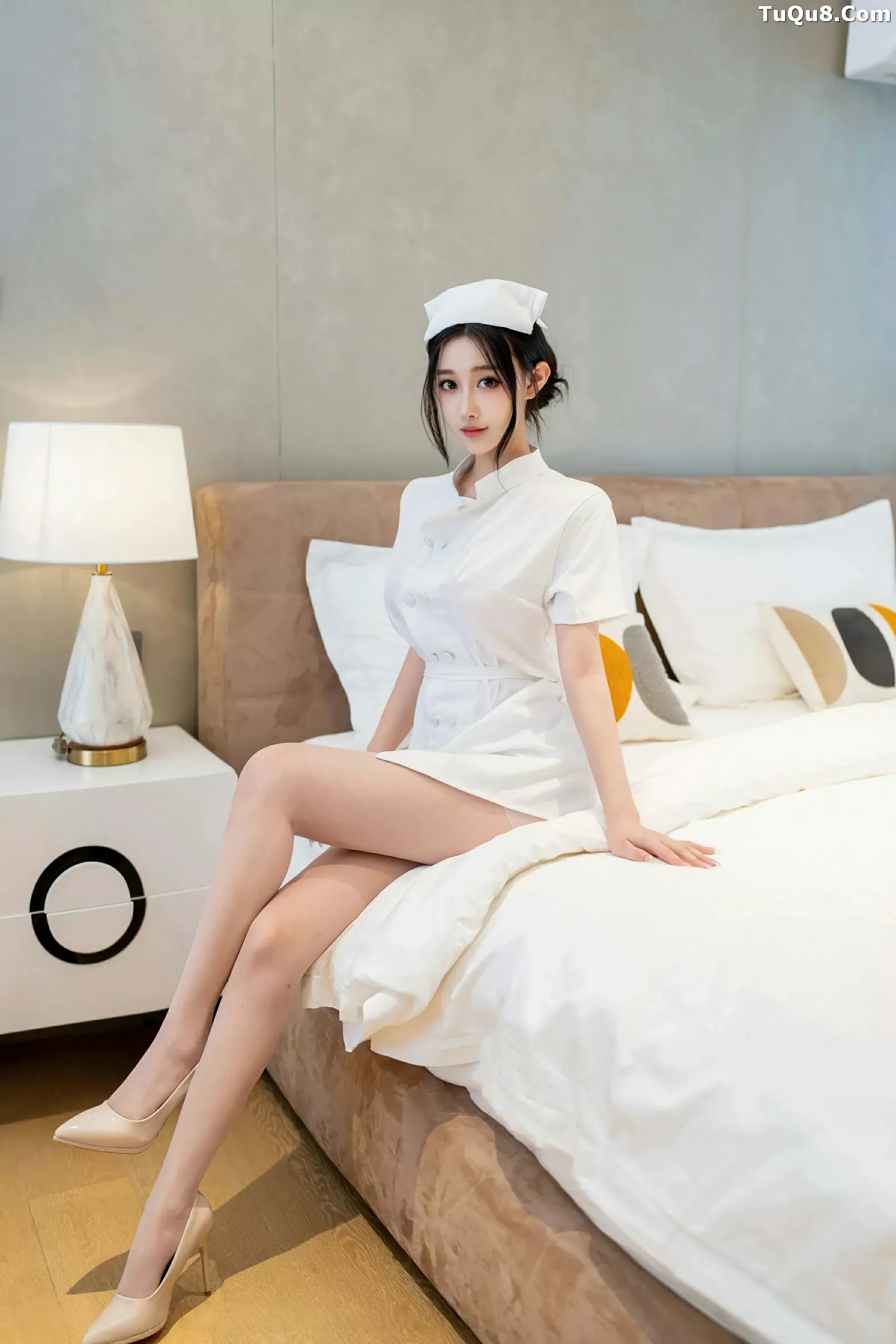 Xgyw.Org_[XINGYAN星颜社]VOL.362_新人模特木森vita性感白色护士制服露丰满身材胶带遮点诱惑写真79P