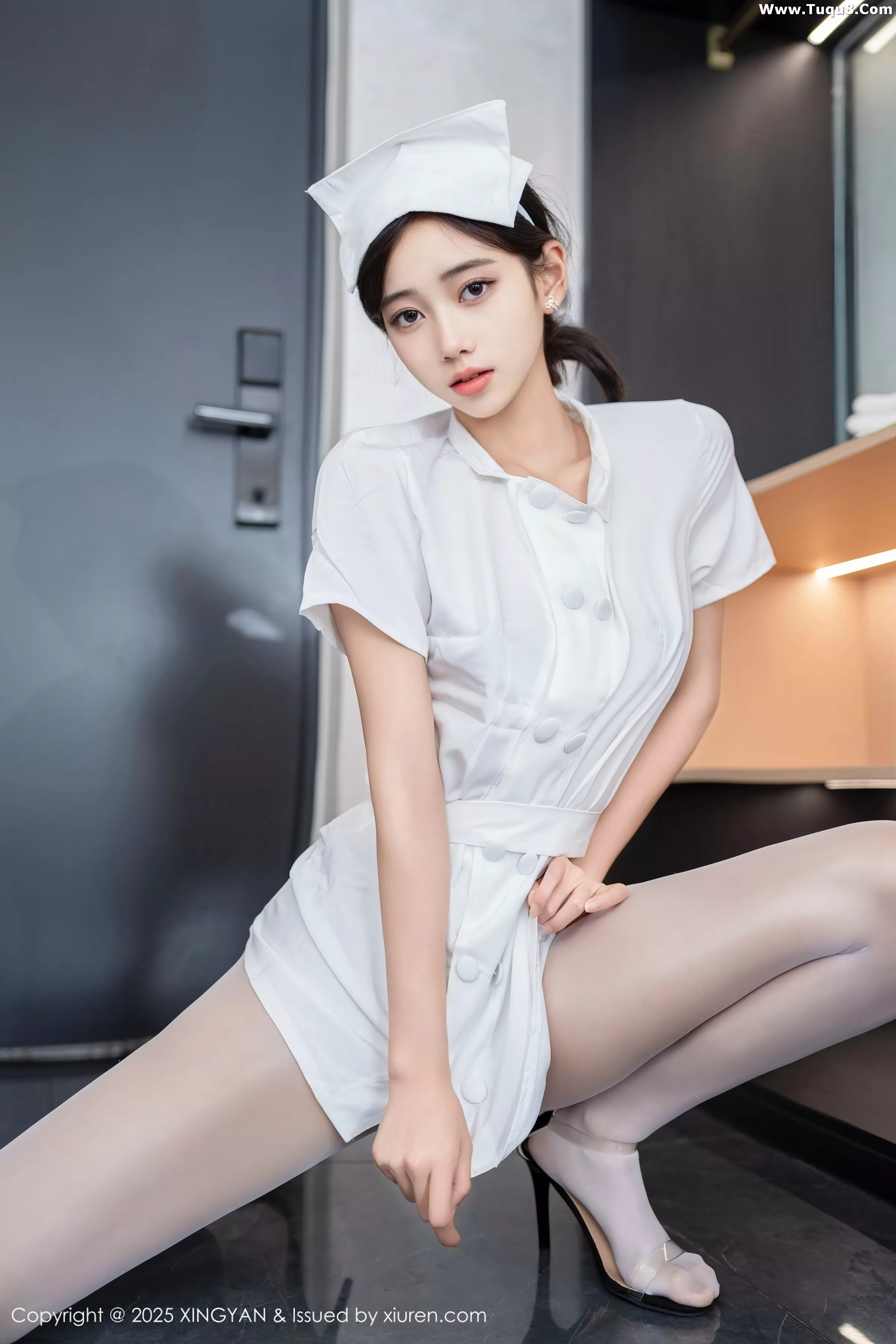 Xgyw.Org_[XINGYAN星颜社]VOL.371_模特时安安性感白色护士服配超薄无内白丝秀柔美身姿诱惑写真75P