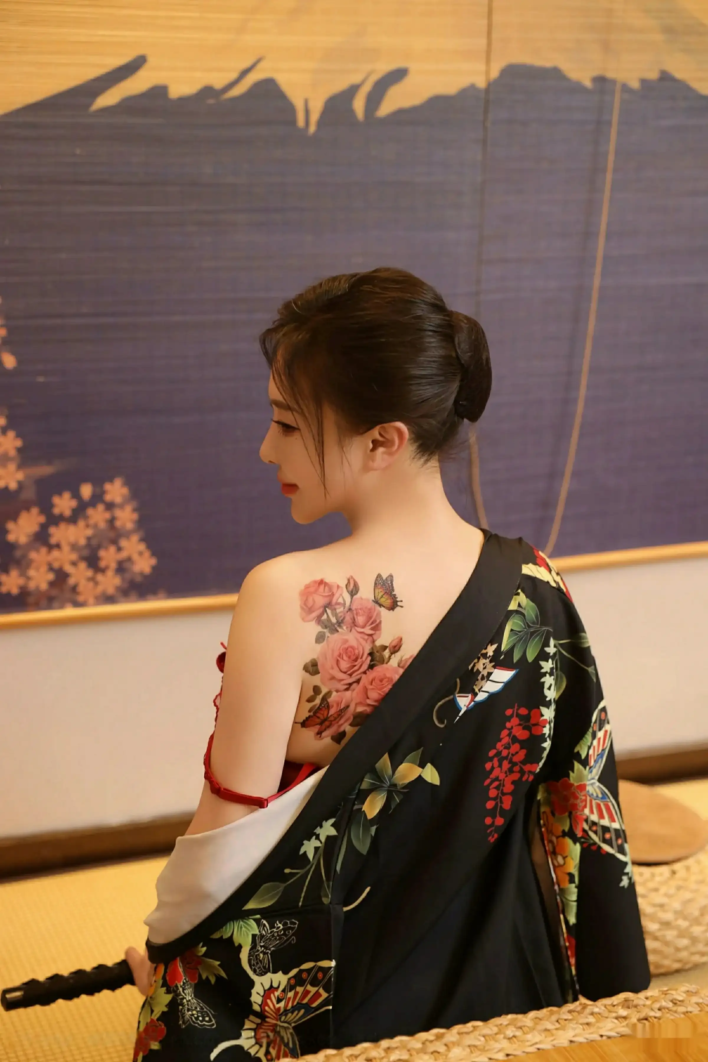 Xgyw.Org_[XiuRen秀人网]No.10627_模特苏一诺性感日系黑色服饰露红色内衣秀曼妙身材迷人诱惑写真80P