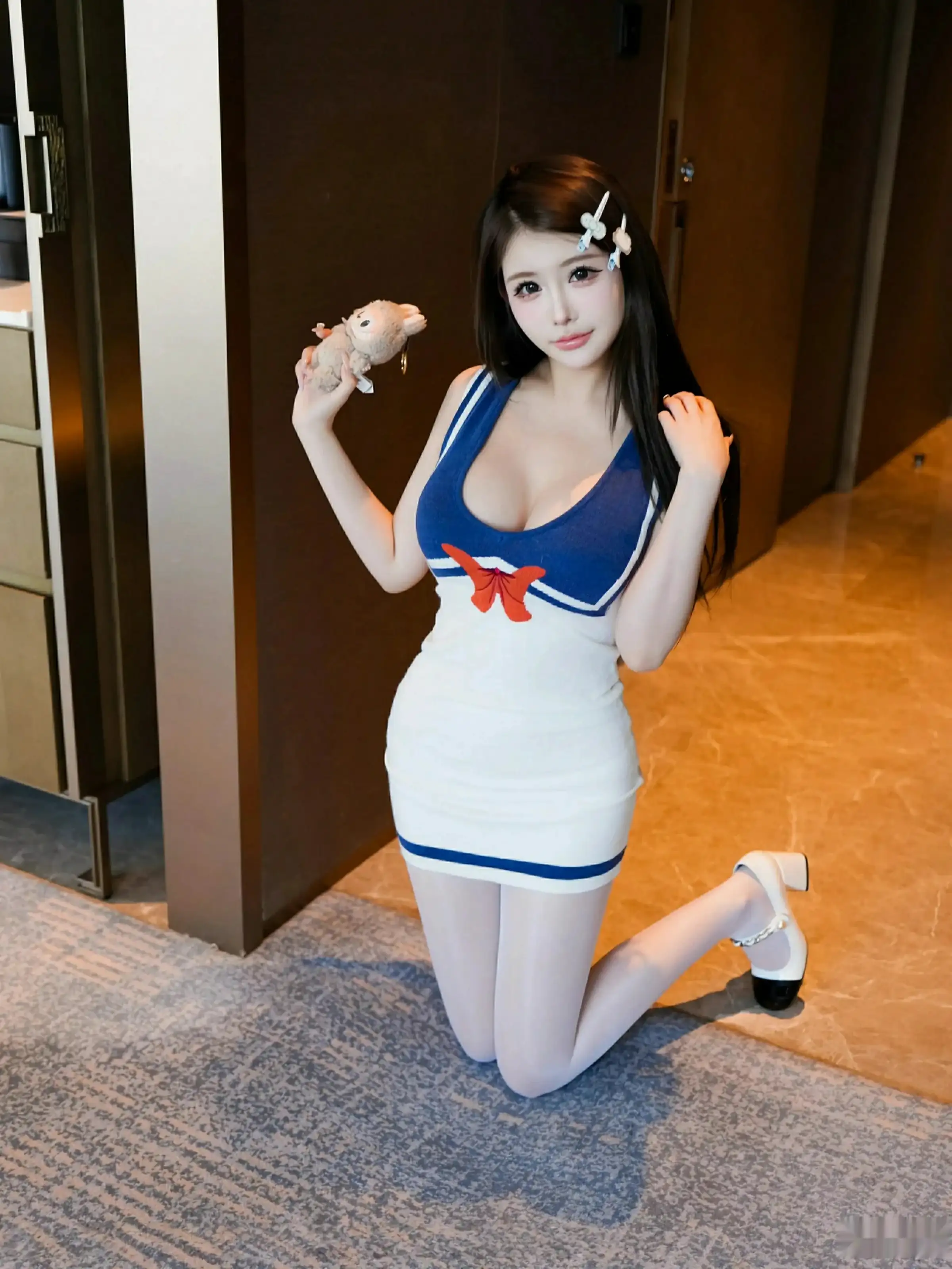 Xgyw.Org_[XiuRen秀人网]No.10628_模特甜妮性感连衣短裙露粉色内衣配白色丝袜秀丰腴身材诱惑写真71P