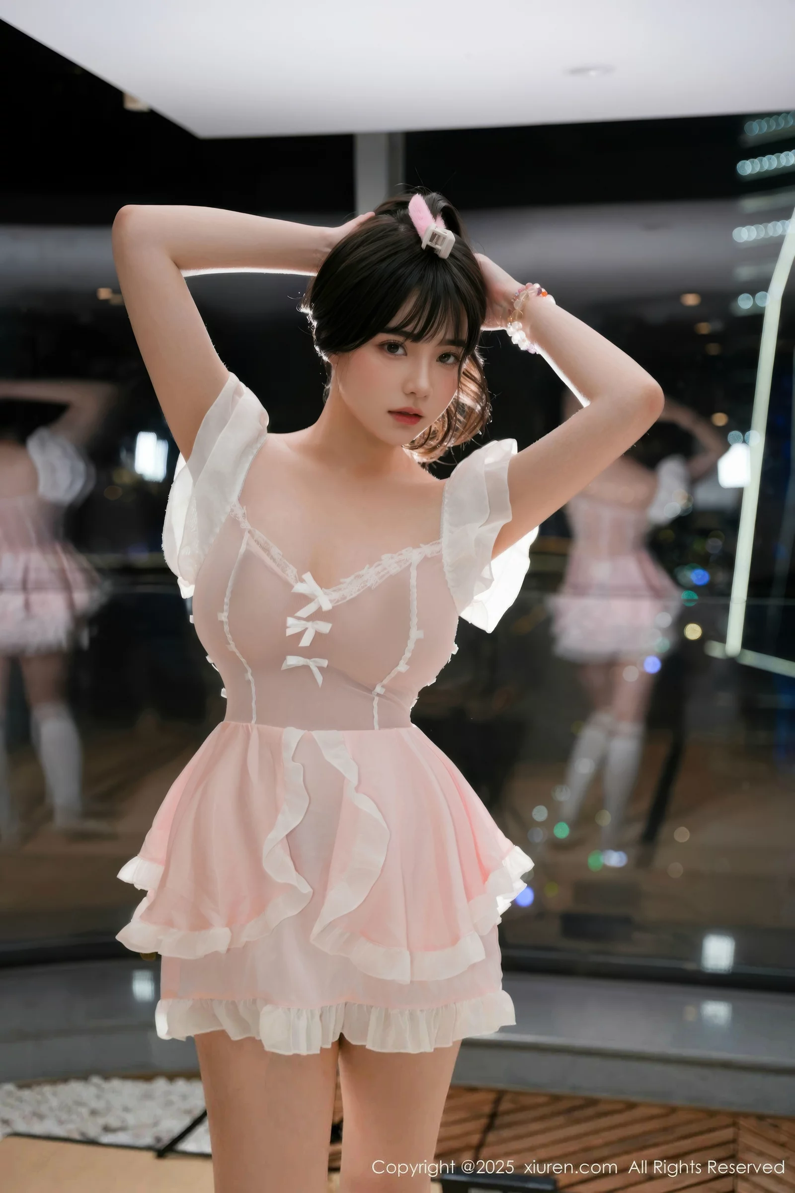 Xgyw.Org_[XiuRen秀人网]No.10653_模特软情性感粉色女仆装扮配白色丝袜秀曼妙身姿妩媚诱惑写真55P
