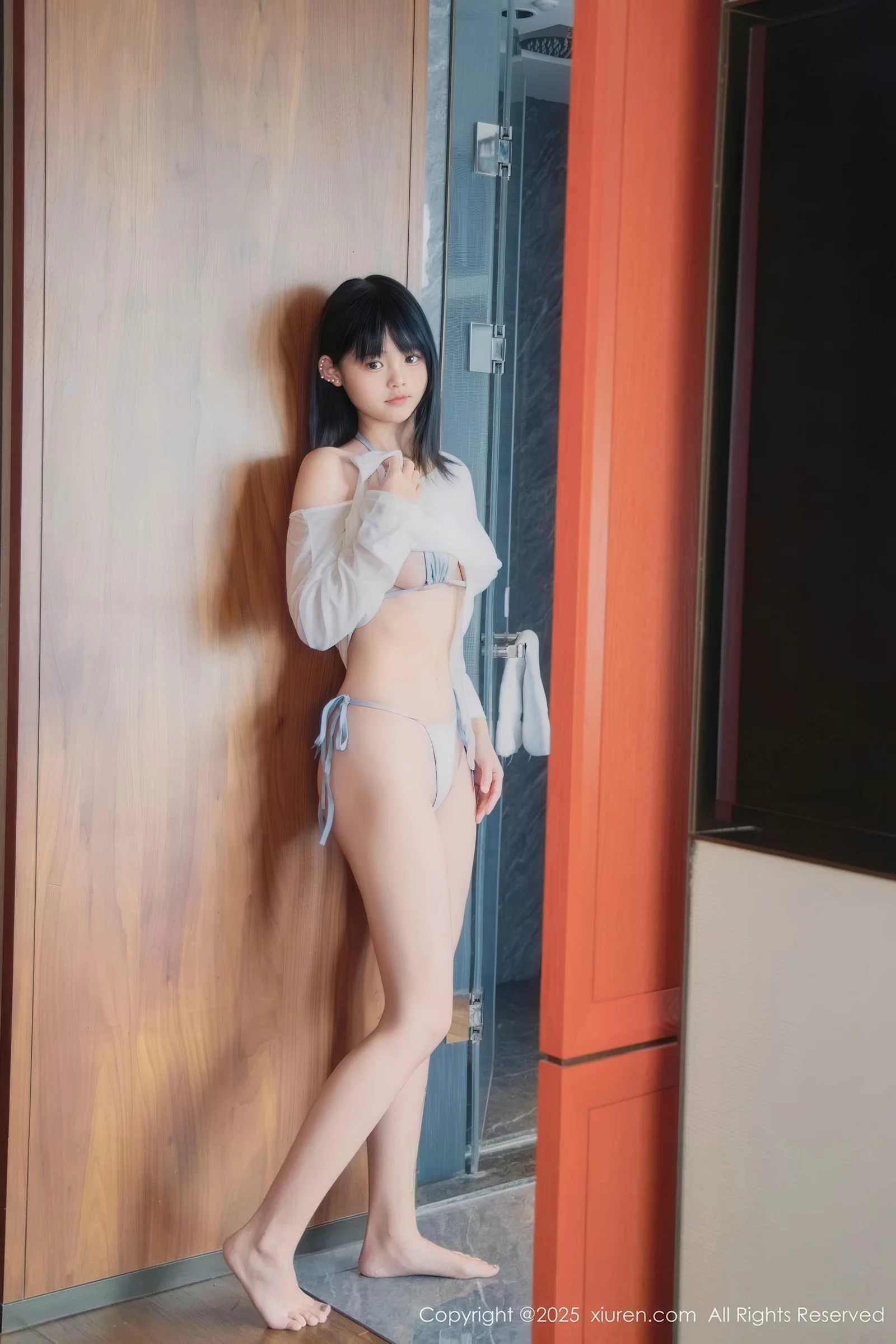 Xgyw.Org_[XiuRen秀人网]No.10651_新人模特小泠性感薄纱服饰露蓝色比基尼秀完美身材诱惑写真80P