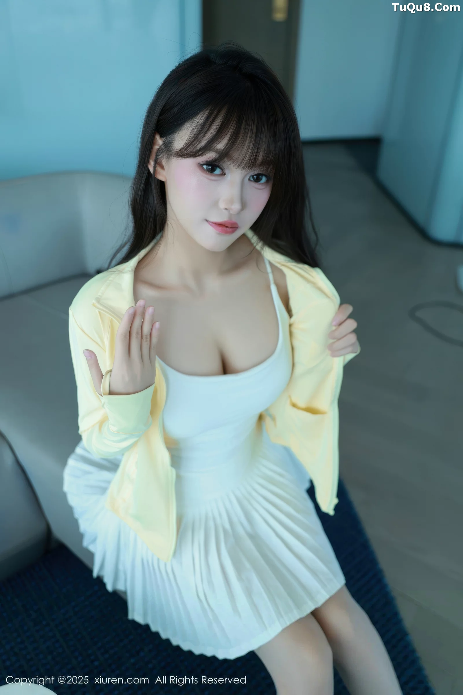 Xgyw.Org_[XiuRen秀人网]No.10702_模特糯咪性感白色低胸连衣短裙配白色丝袜秀完美身材诱惑写真82P