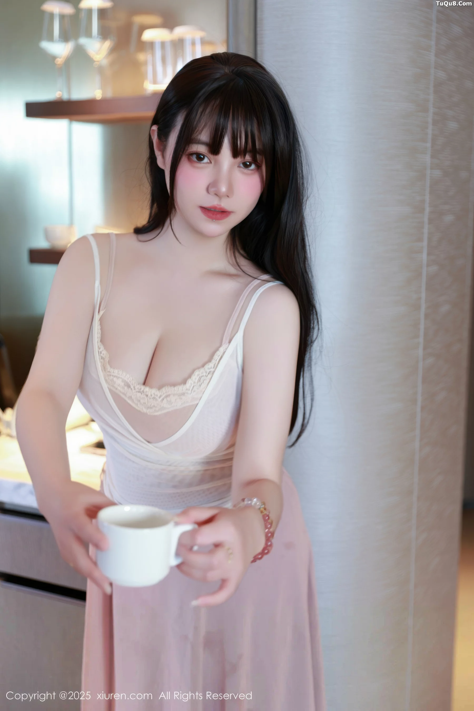 Xgyw.Org_[XiuRen秀人网]No.10746_模特软情性感低胸紫色长裙露粉色内衣秀曼妙身姿迷人诱惑写真86P
