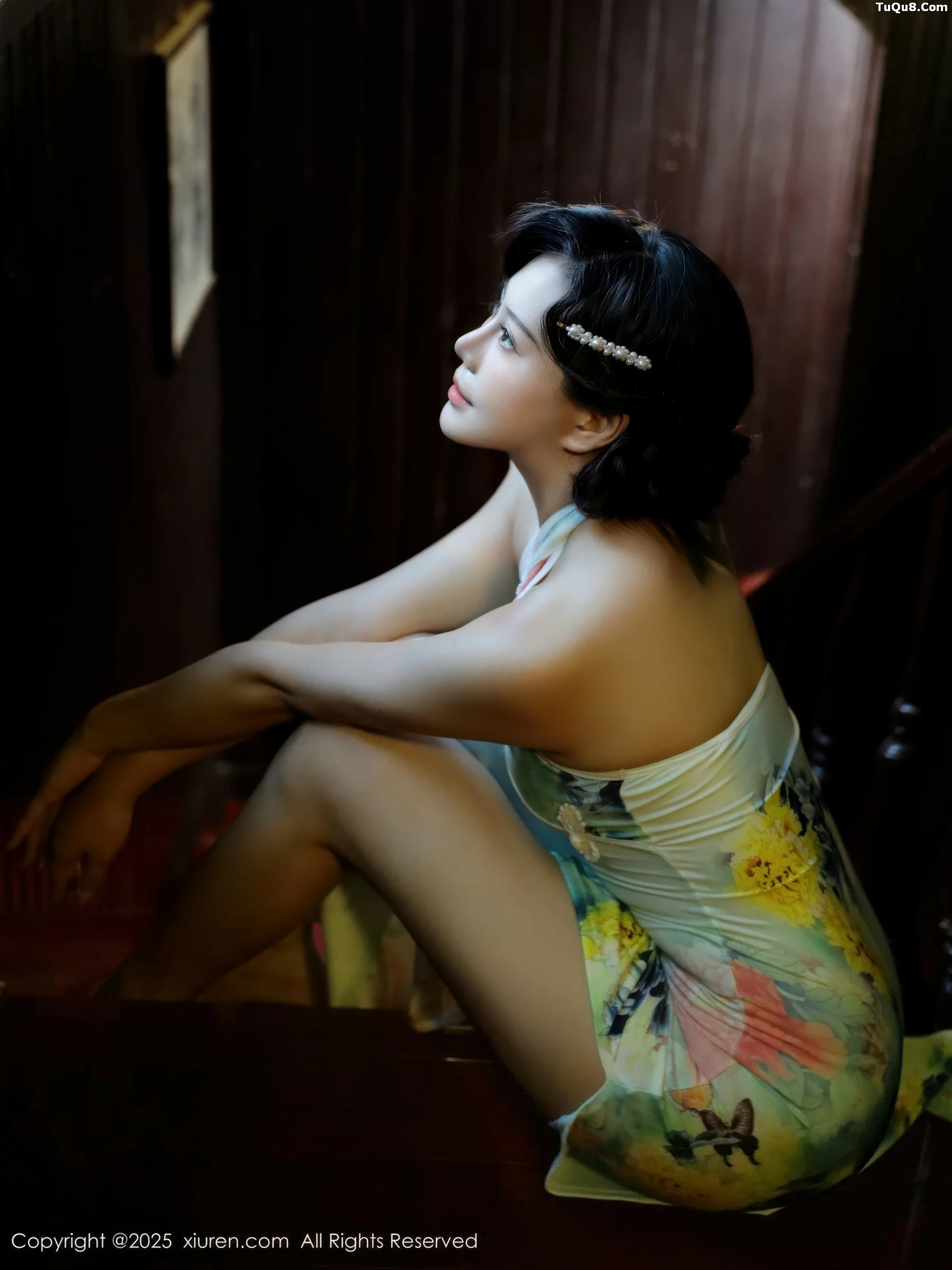 Xgyw.Org_[XiuRen秀人网]No.10749_新人模特莉莉安娜o性感绿色旗袍配超薄肉丝秀丰满身材诱惑写真73P