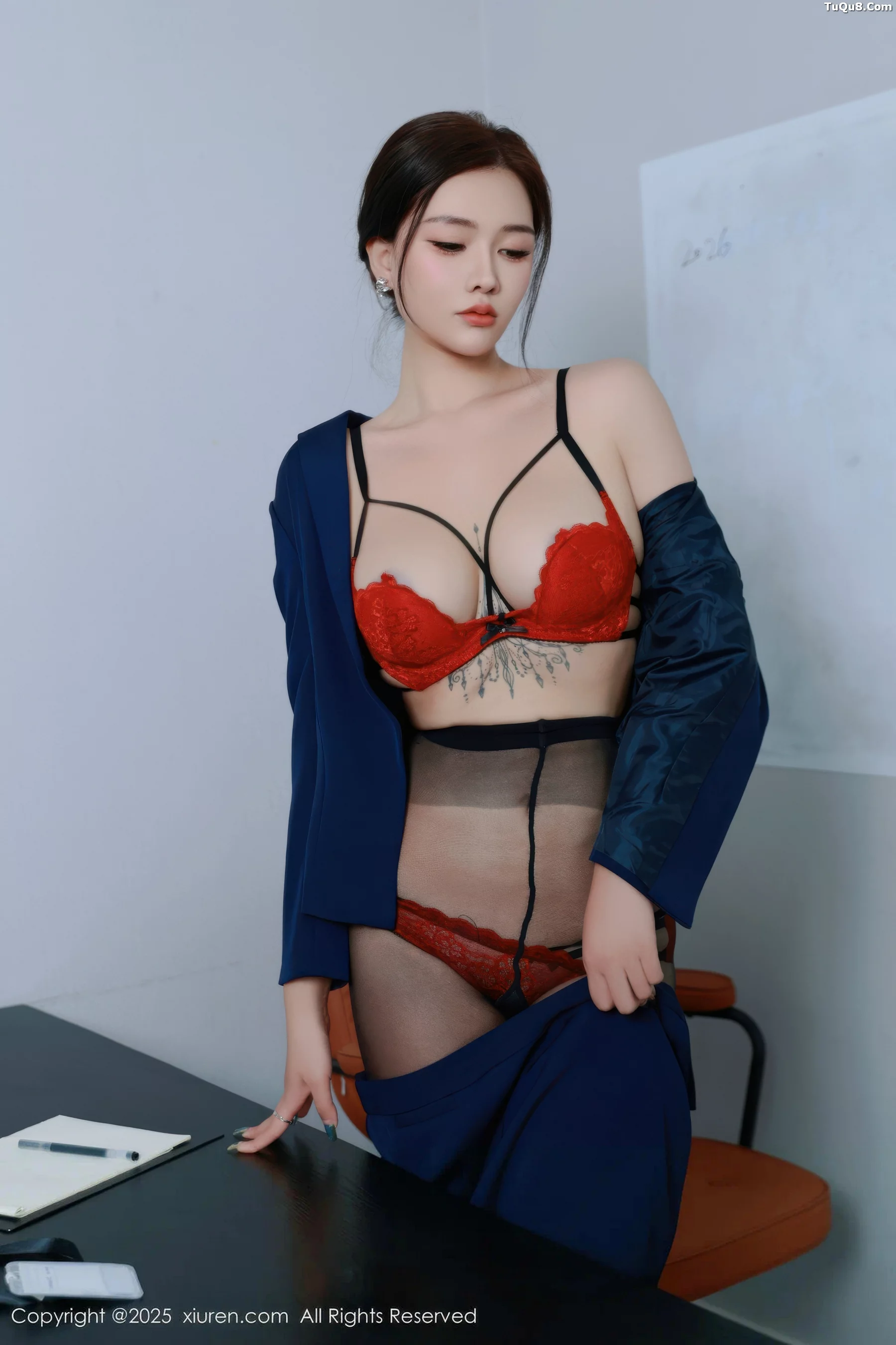 Xgyw.Org_[XiuRen秀人网]No.10751_模特娜比深色OL服饰露红色内衣配超薄黑丝秀凹凸身材诱惑写真75P