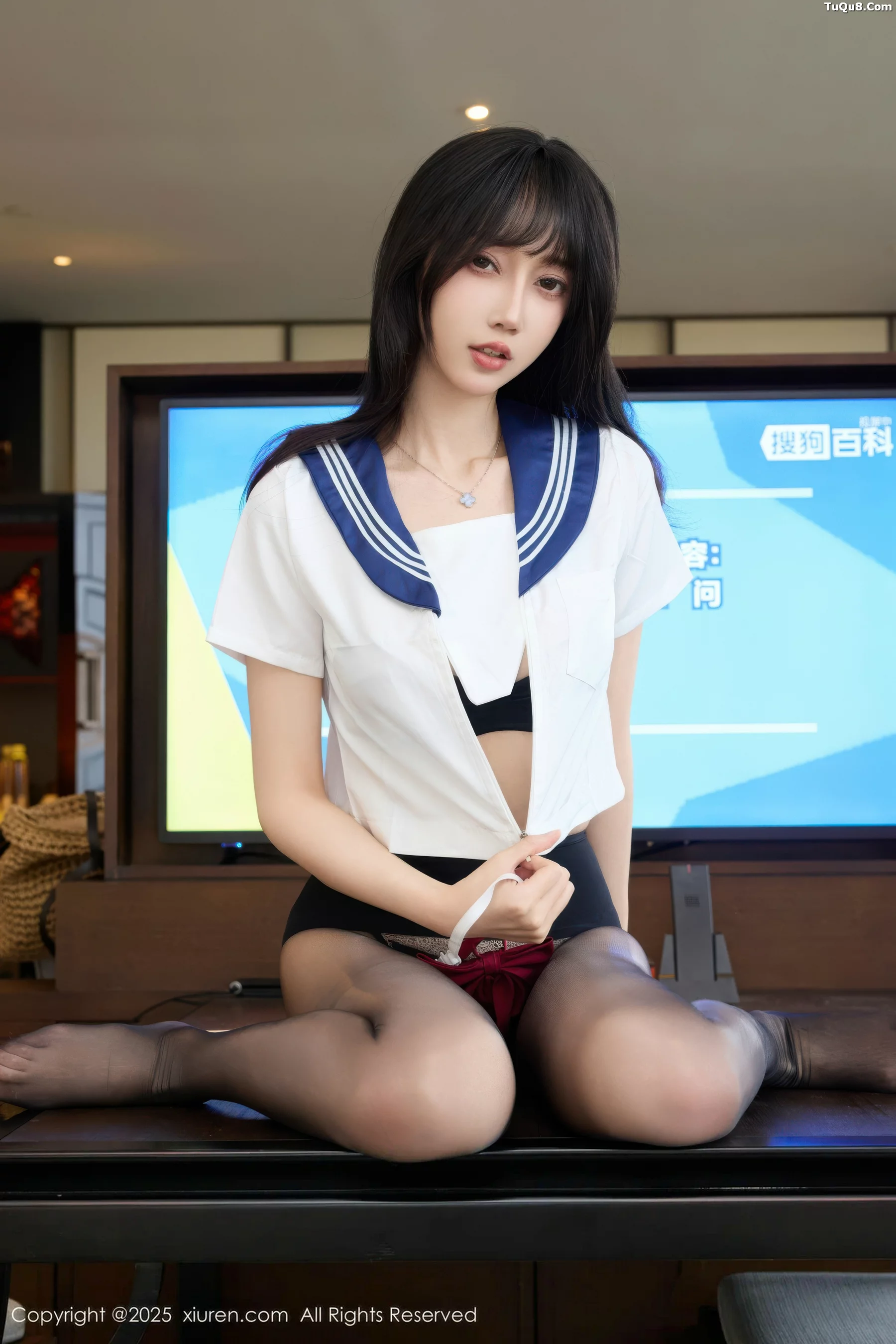 Xgyw.Org_[XiuRen秀人网]No.10766_模特玥儿玥er私房性感JK制服配超薄黑丝秀曼妙身姿迷人诱惑写真68P