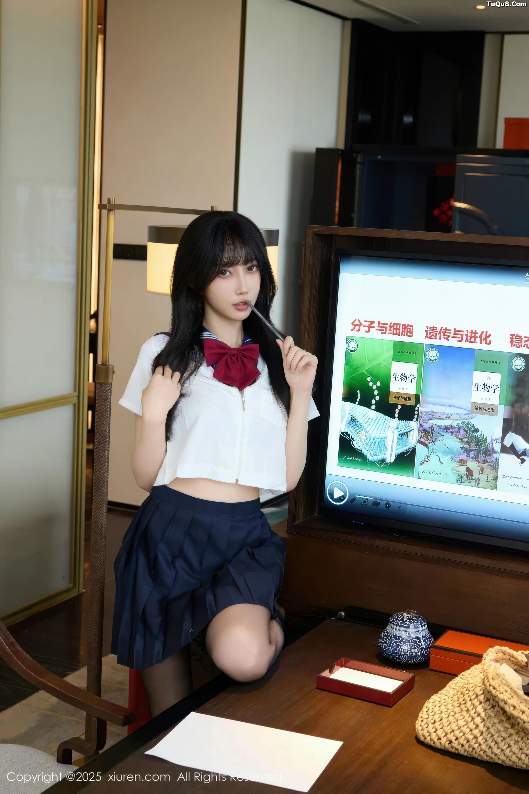 Xgyw.Org_[XiuRen秀人网]No.10766_模特玥儿玥er私房性感JK制服配超薄黑丝秀曼妙身姿迷人诱惑写真68P
